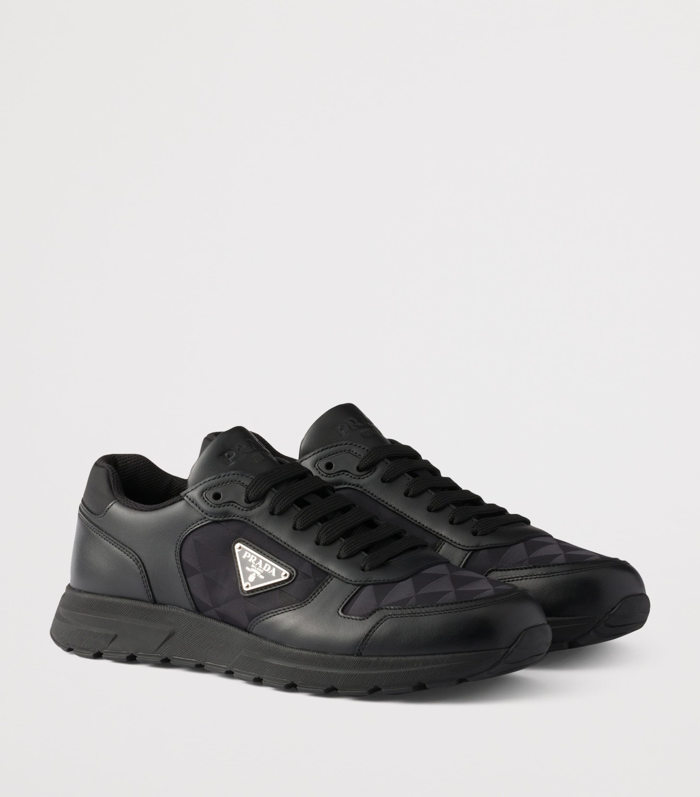 Re-Nylon and Leather Prax 2.0 Low-Top Sneakers F0002 Image 2
