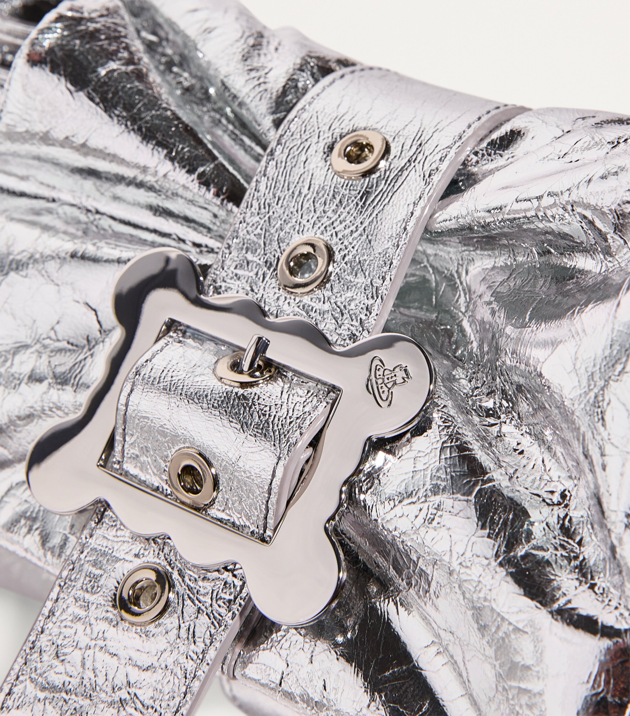 Vivienne Westwood セット Vivienne Westwood Silver Metallic Leather Hazel Top-Handle Bag