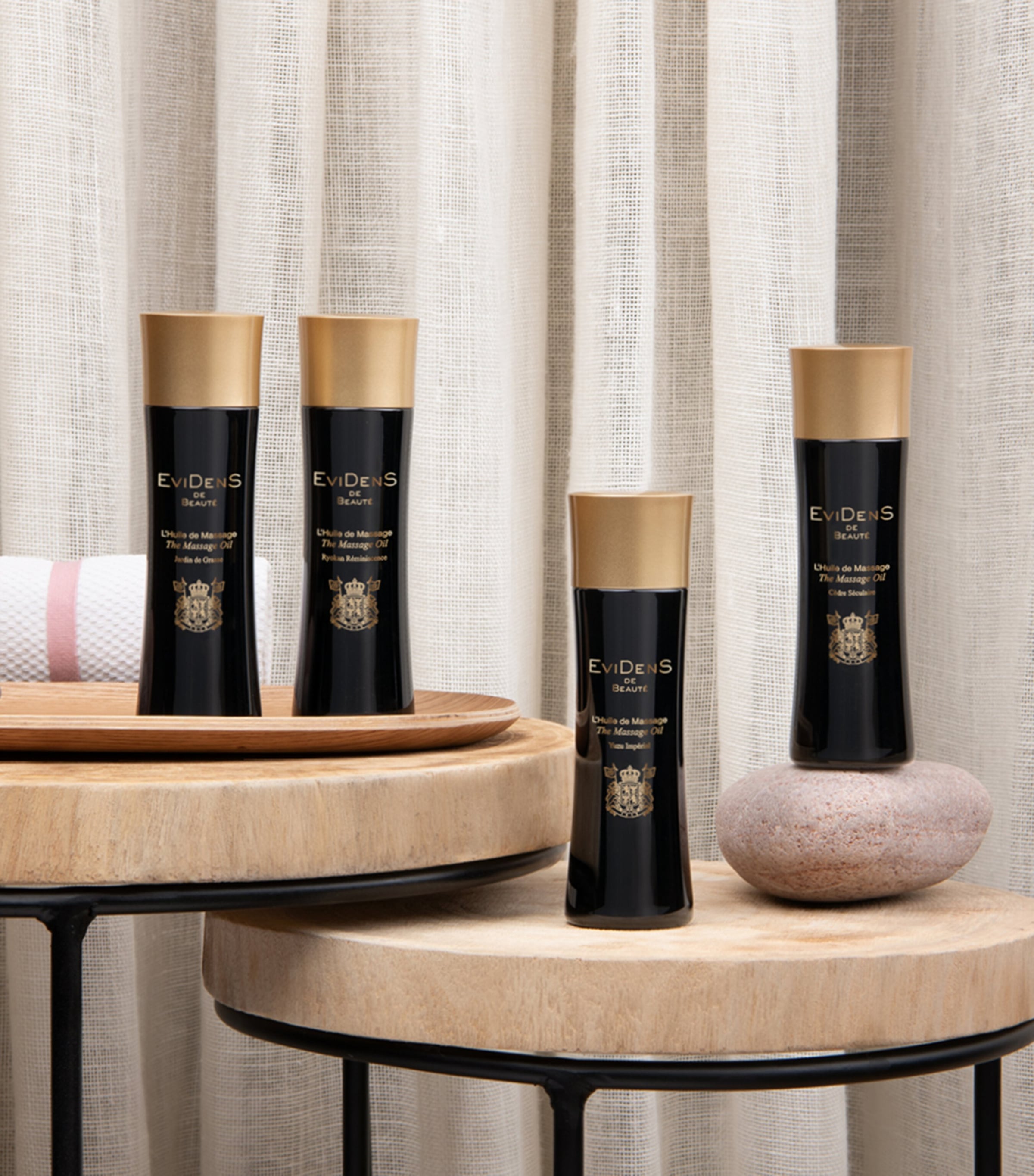 The Massage Oil Cèdre Séculaire (100ml) NO COLOUR Image 3