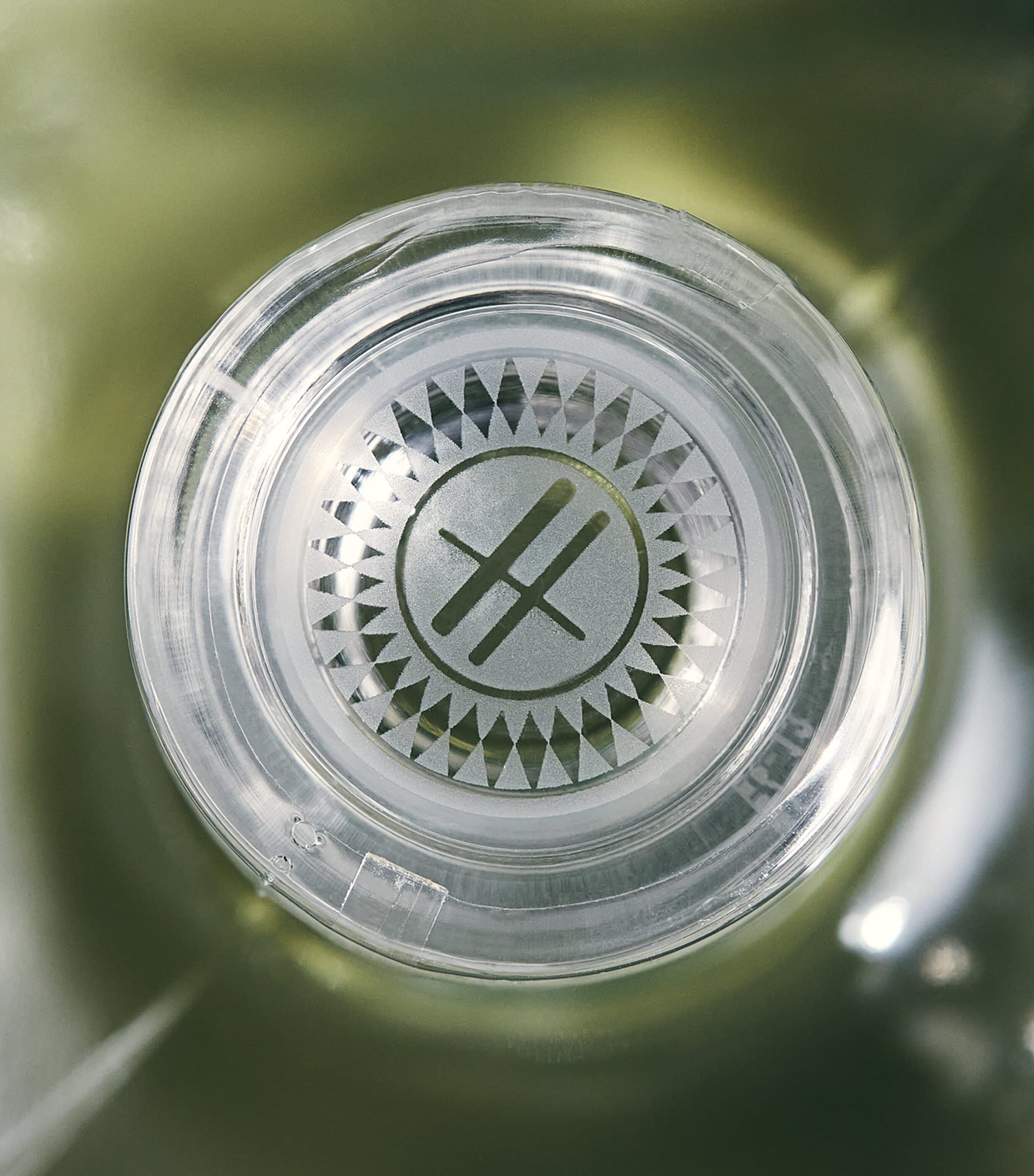 Harrods English Small Batch Vodka (70cl) NO COLOUR Image 3