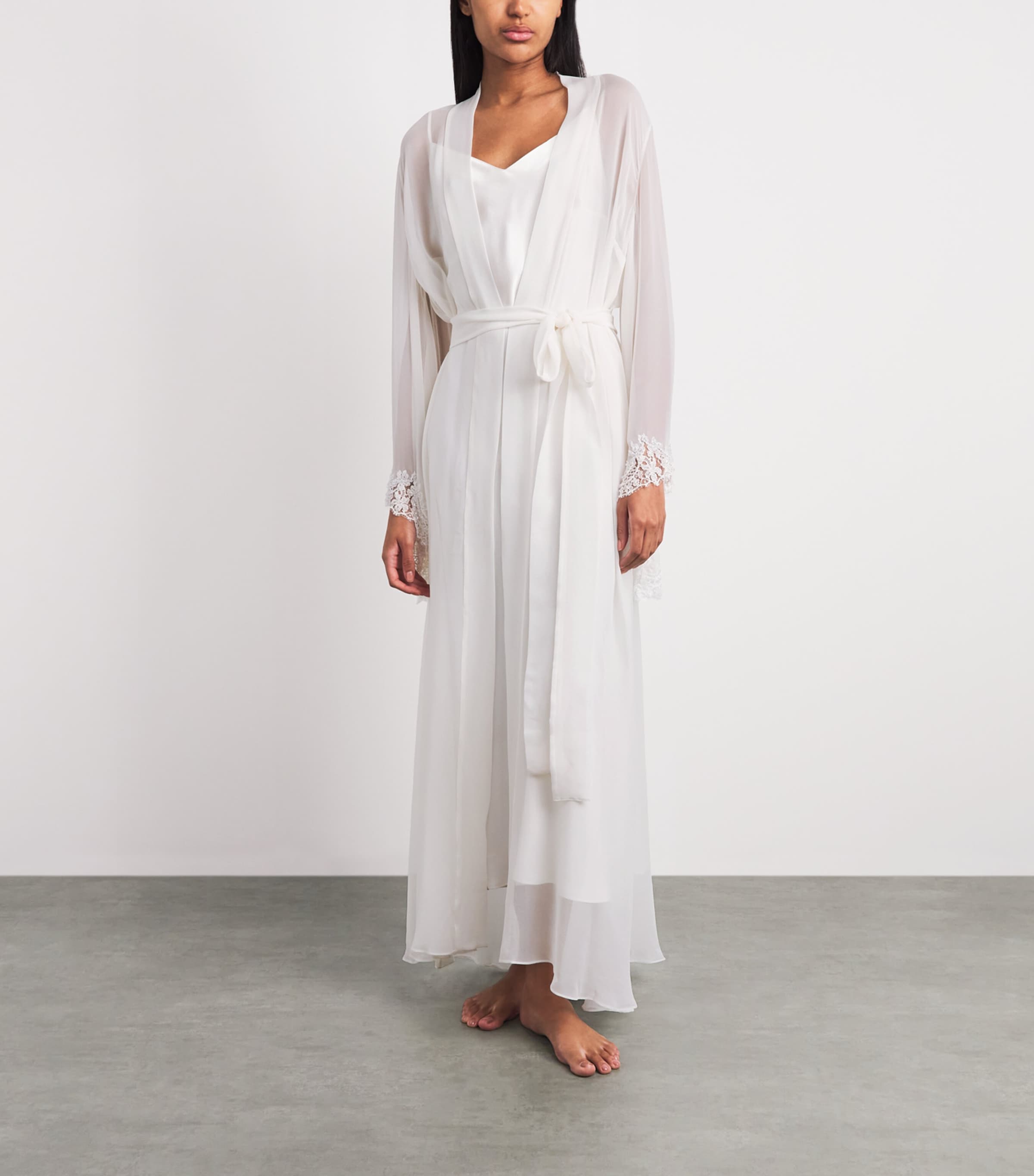 Rosamosario Womens Silk Fatima The Bride Robe White Image 2