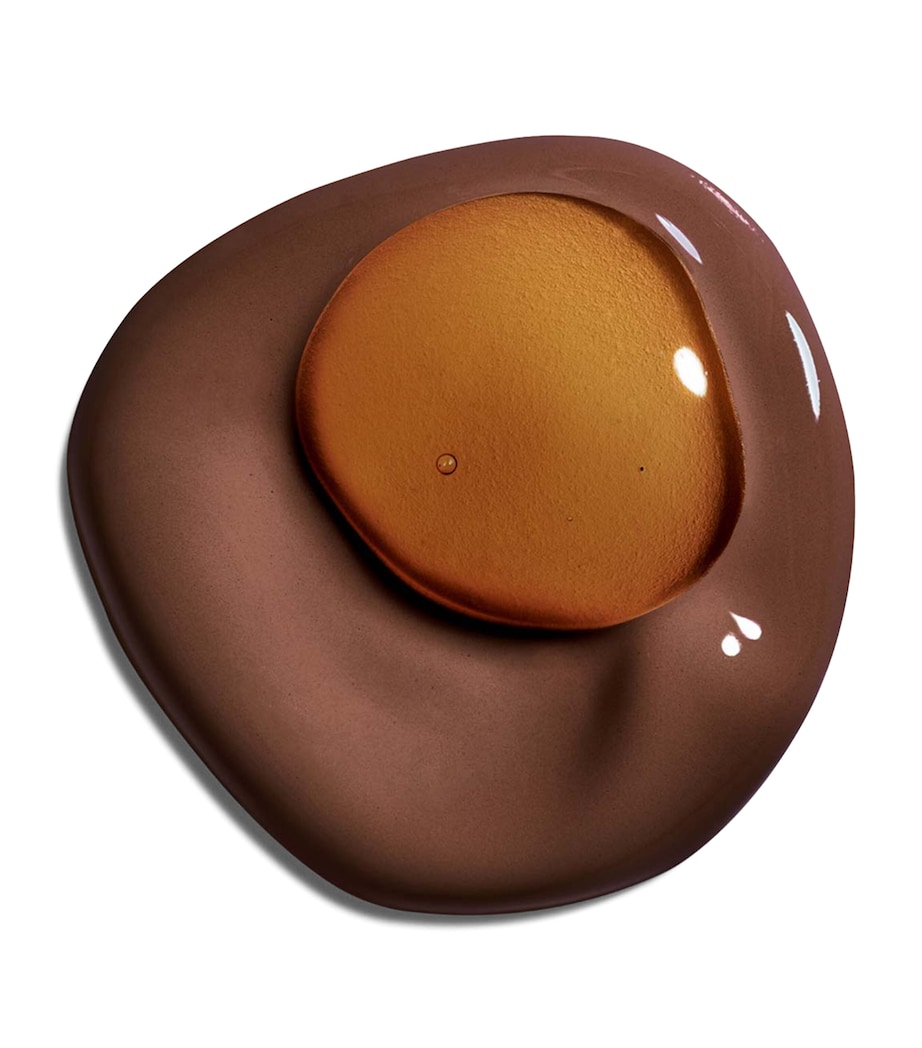 Clarins Double Serum Foundation Image 4