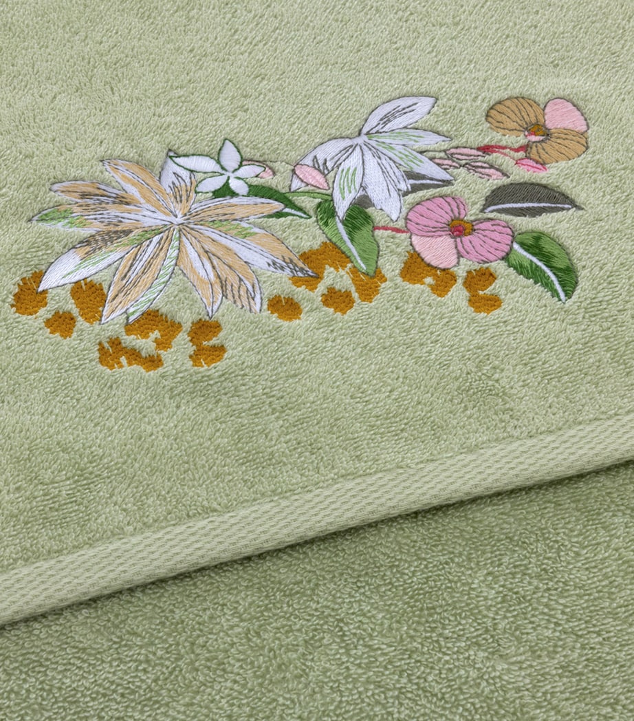 Embroidered Orchidee Bath Towel (70cm x 140cm) GREEN Image 4