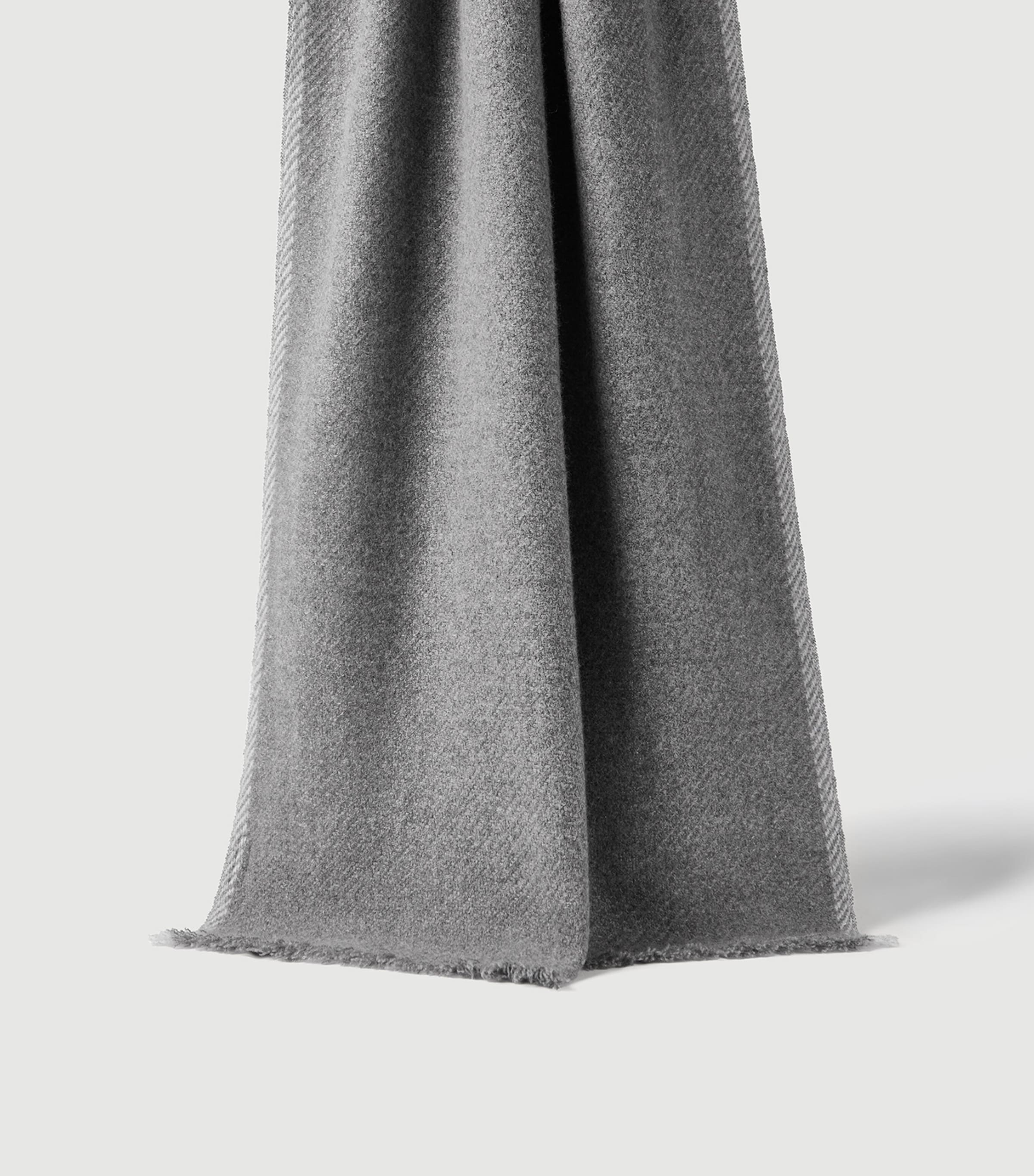 Brunello Cucinelli Mens Cashmere Twill Weave Scarf Image 2