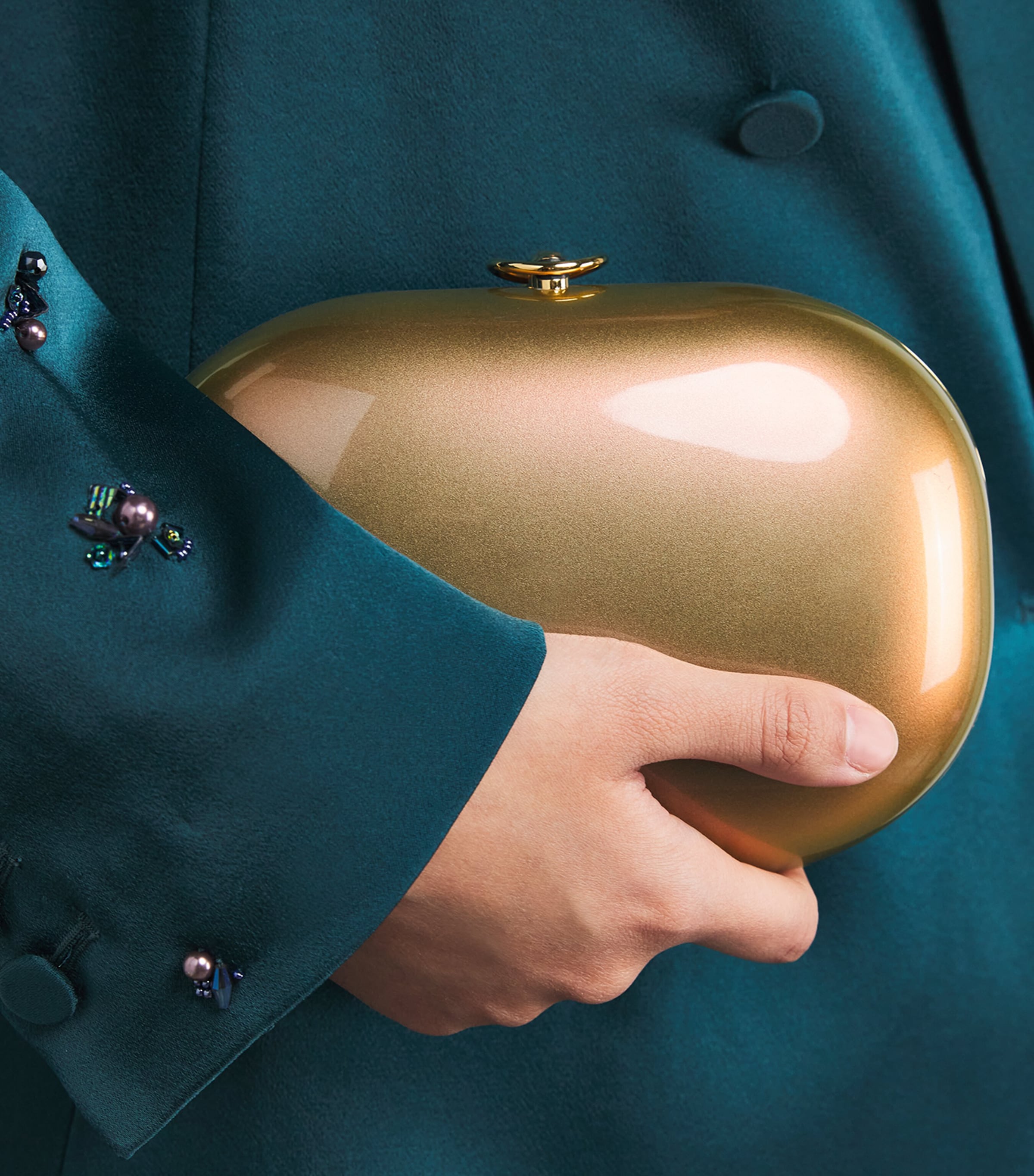 Oval Elina Clutch Bag IRID SUNSET PEARL Image 5