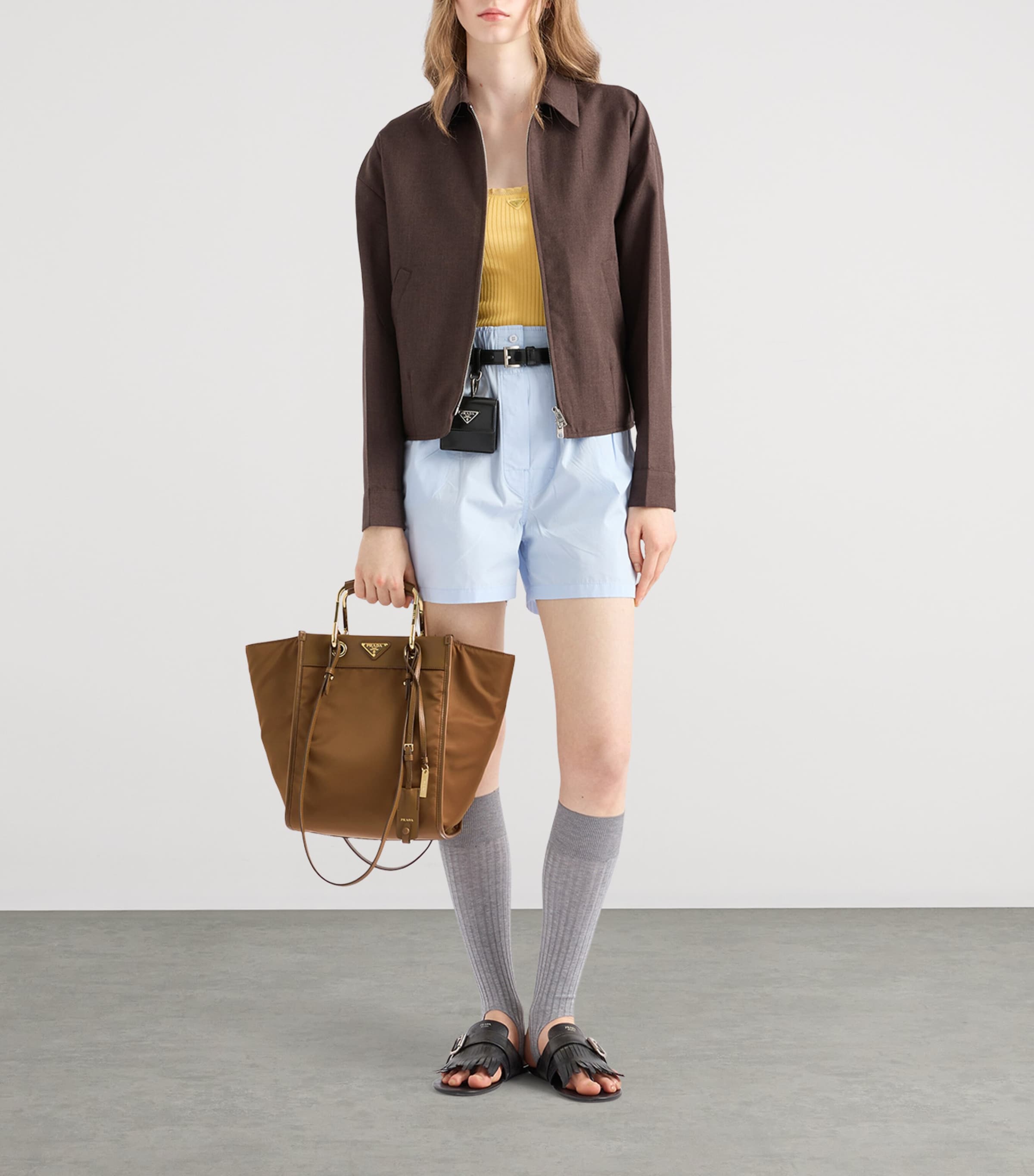 Medium Re-Nylon Tote Bag F0134 Image 2