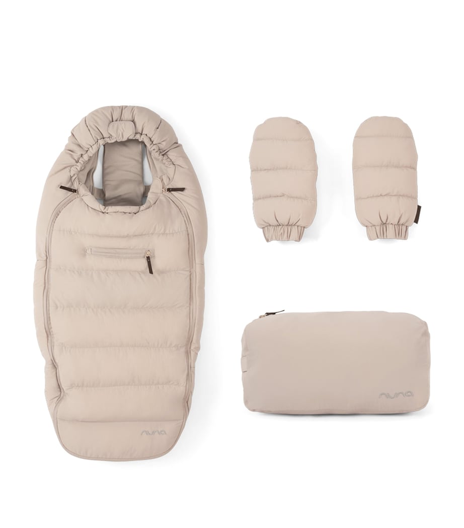 Winter Stroller Set with Footmuff and Gloves BISCOTTI Image 1