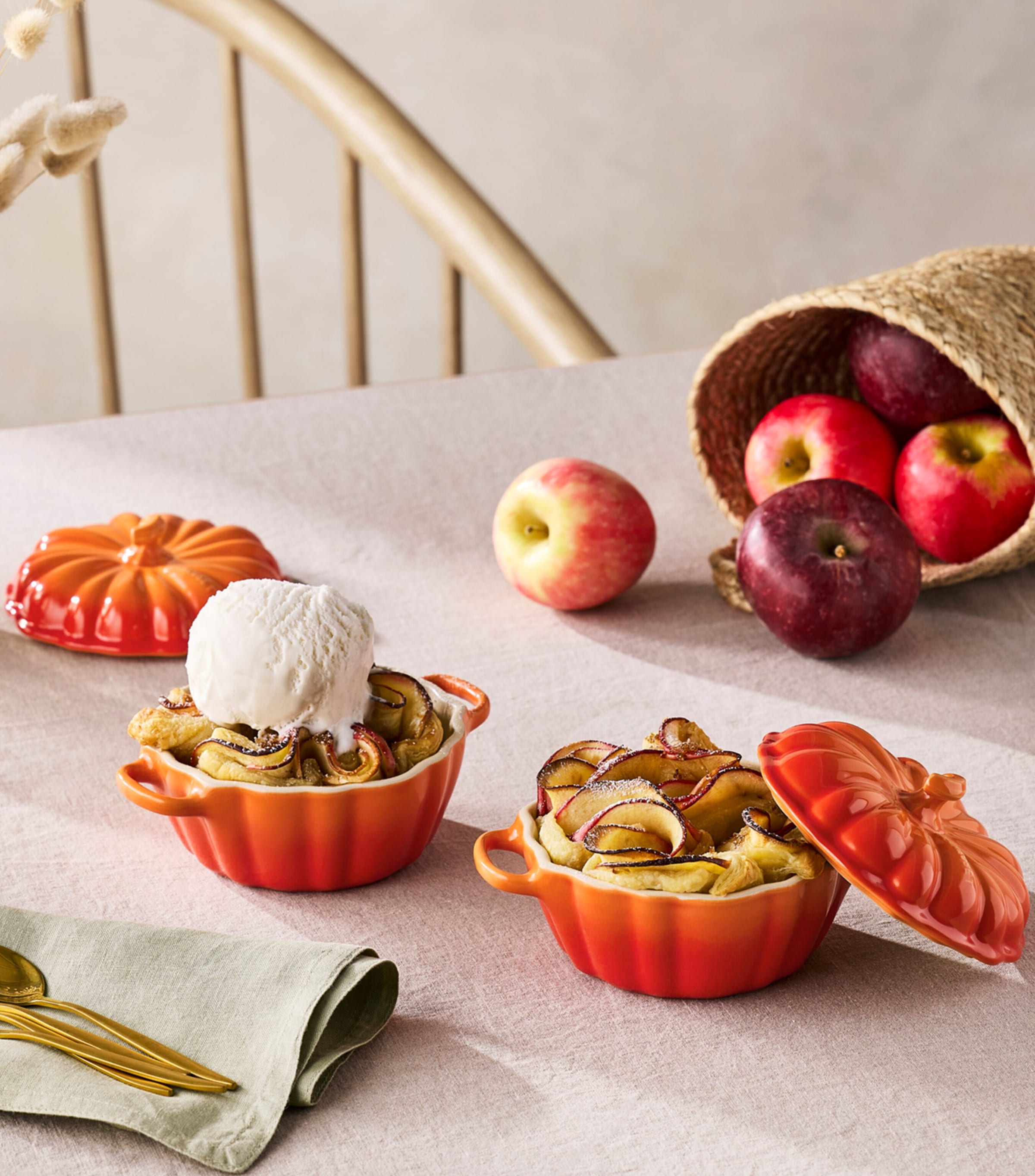 Mini Stoneware Pumpkin Casserole Dish (250ml) NO COLOUR Image 7