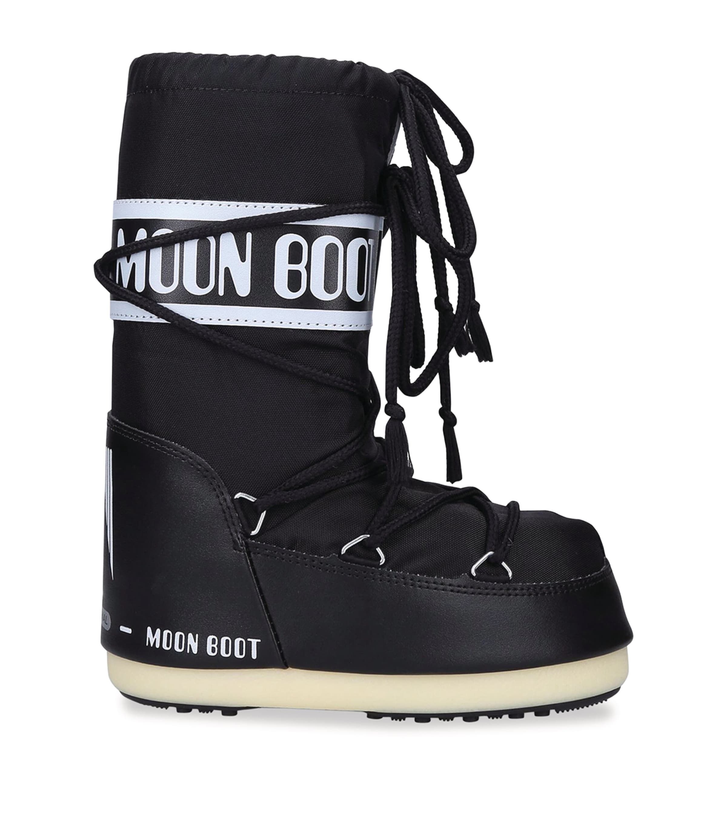 Nylon Icon Moon Boots BLACK Image 3