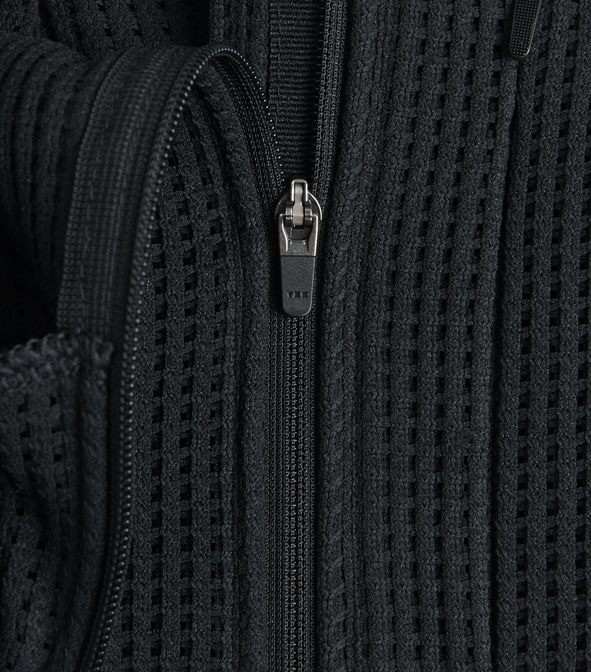 Houdini Mens Pace Flow Half-Zip Sweatshirt True Black Image 6