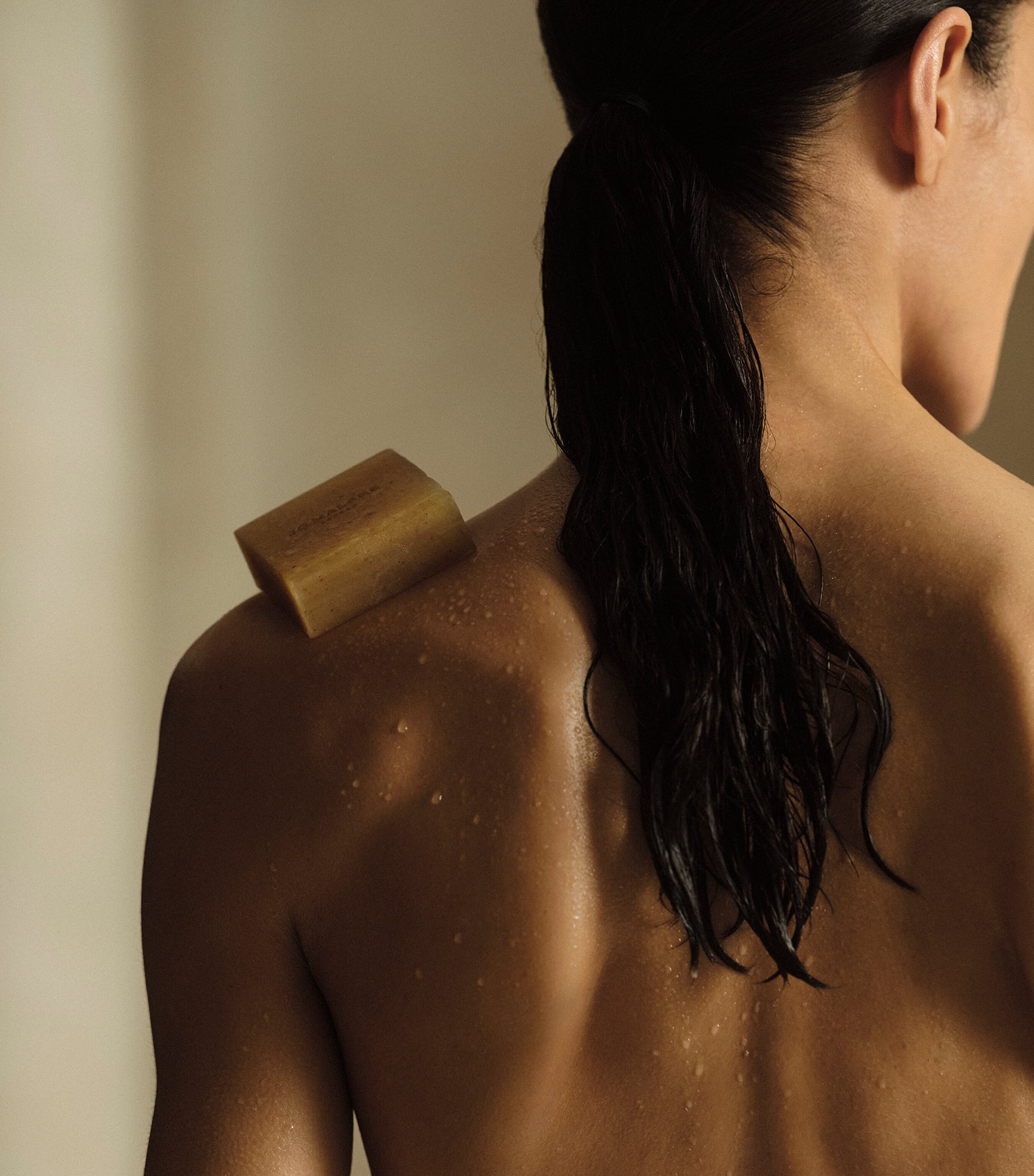 Revitalise Exfoliating Bar Soap (100g) NO COLOUR Image 2