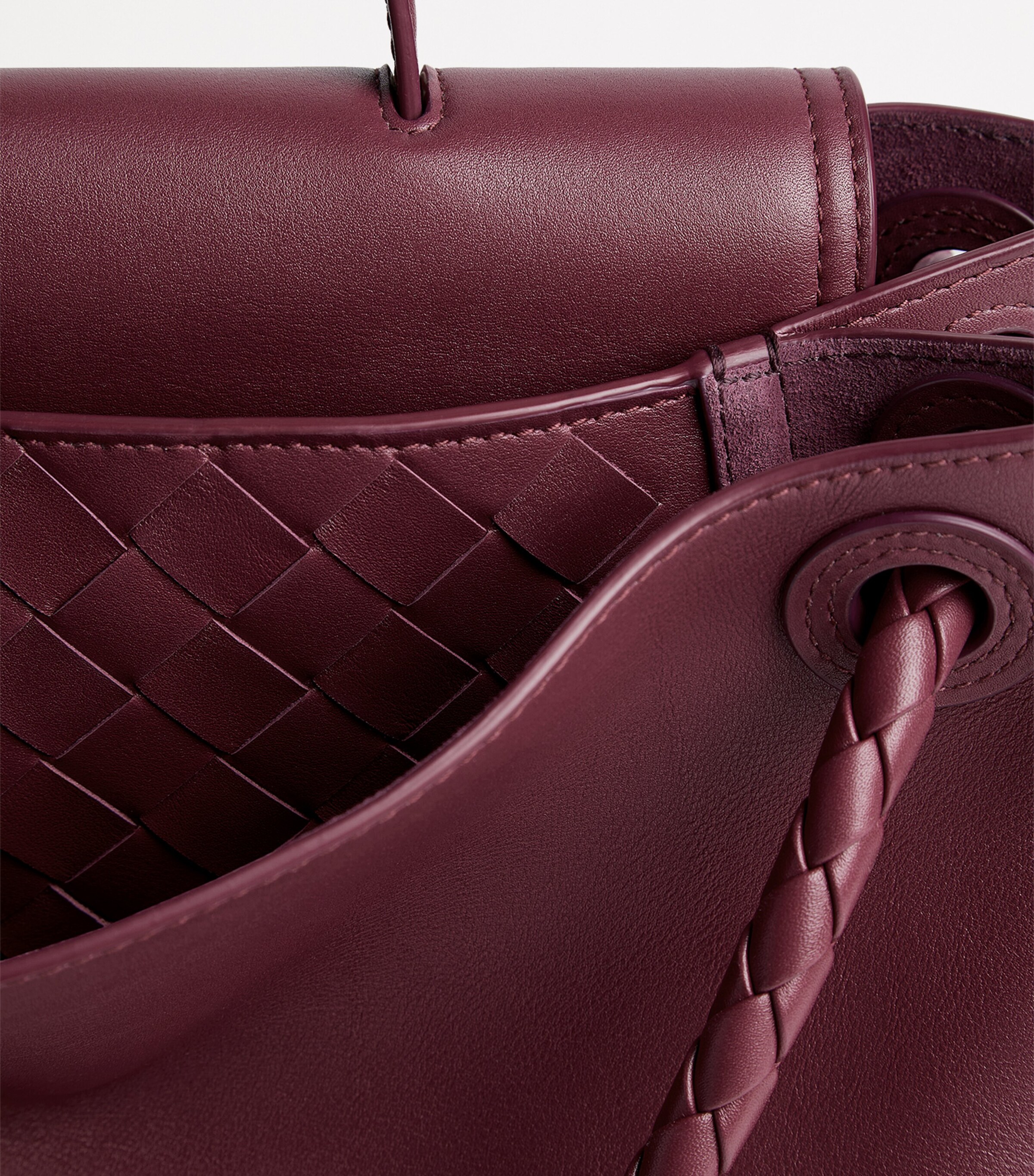 Bottega Veneta Medium Leather Ciao Ciao Tote Bag Image 9