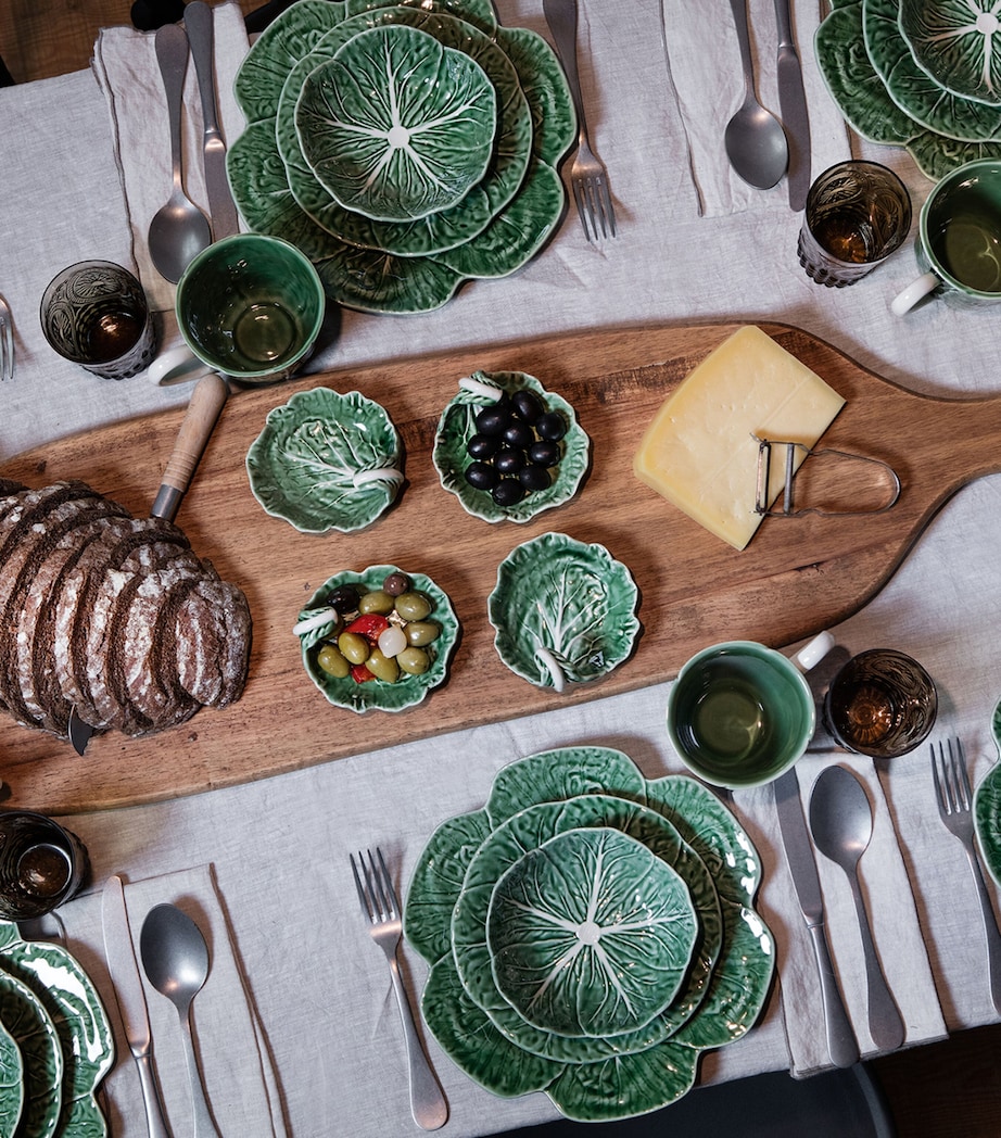 Bordallo Pinheiro Cabbage Cheese Tray (15cm x 35cm) Green Image 2
