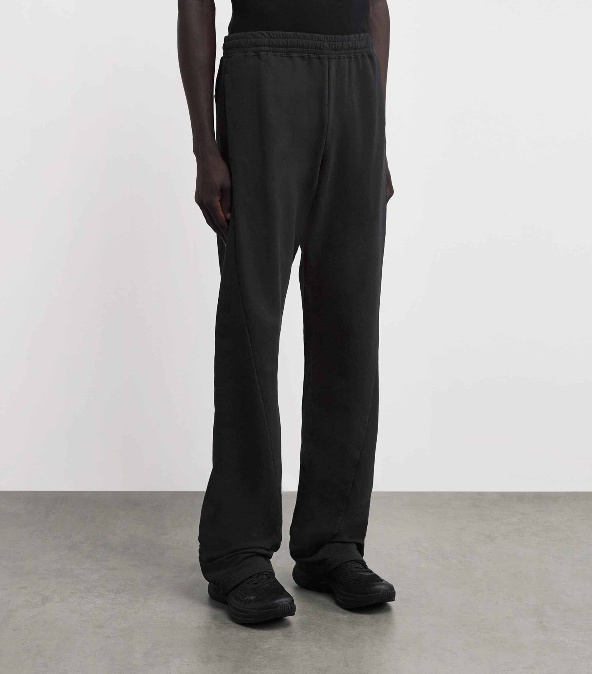 MM6 Maison Margiela Mens Cotton Twisted Sweatpants Black Image 3