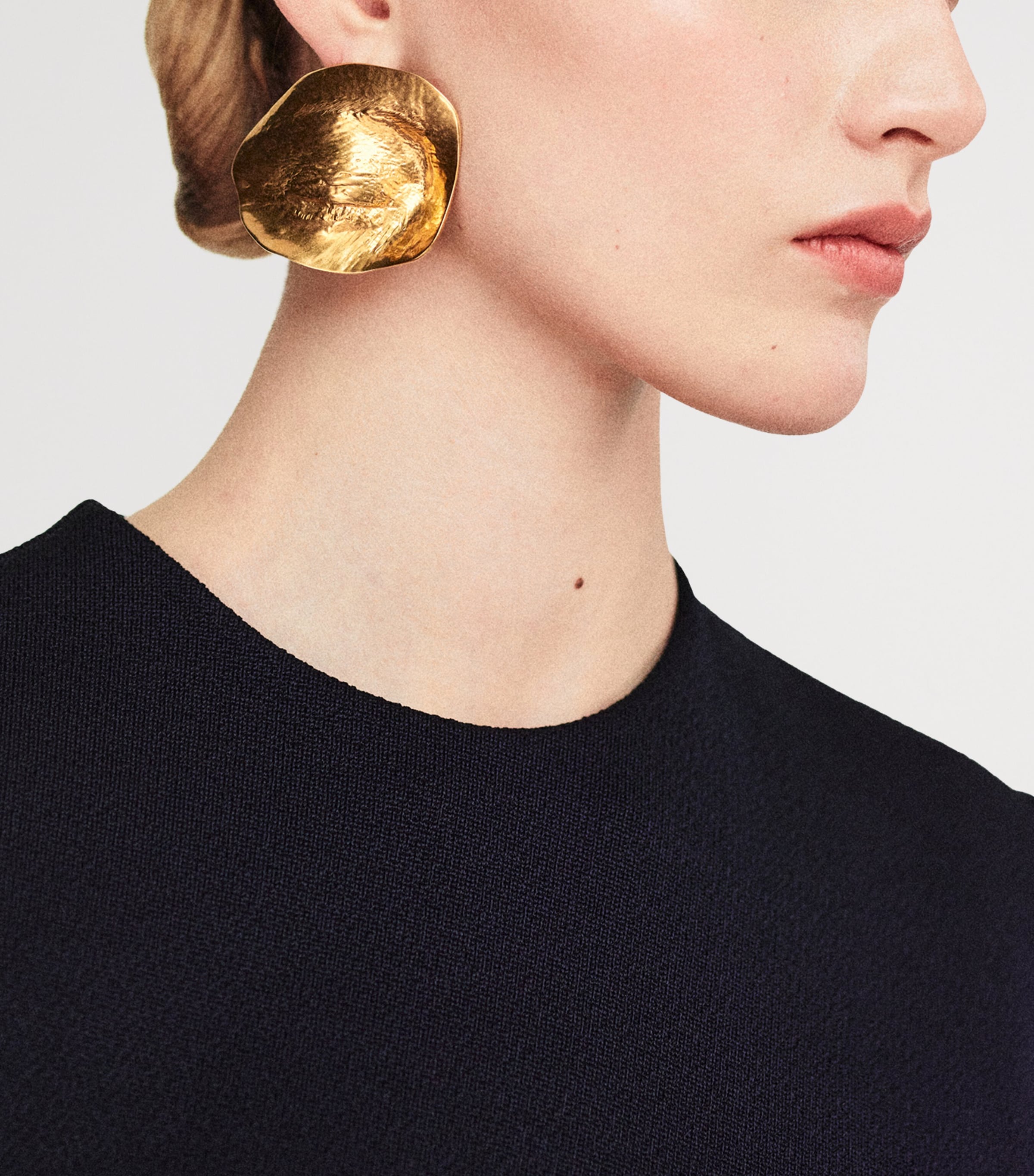 Wink Earrings 001 GOLD Image 2