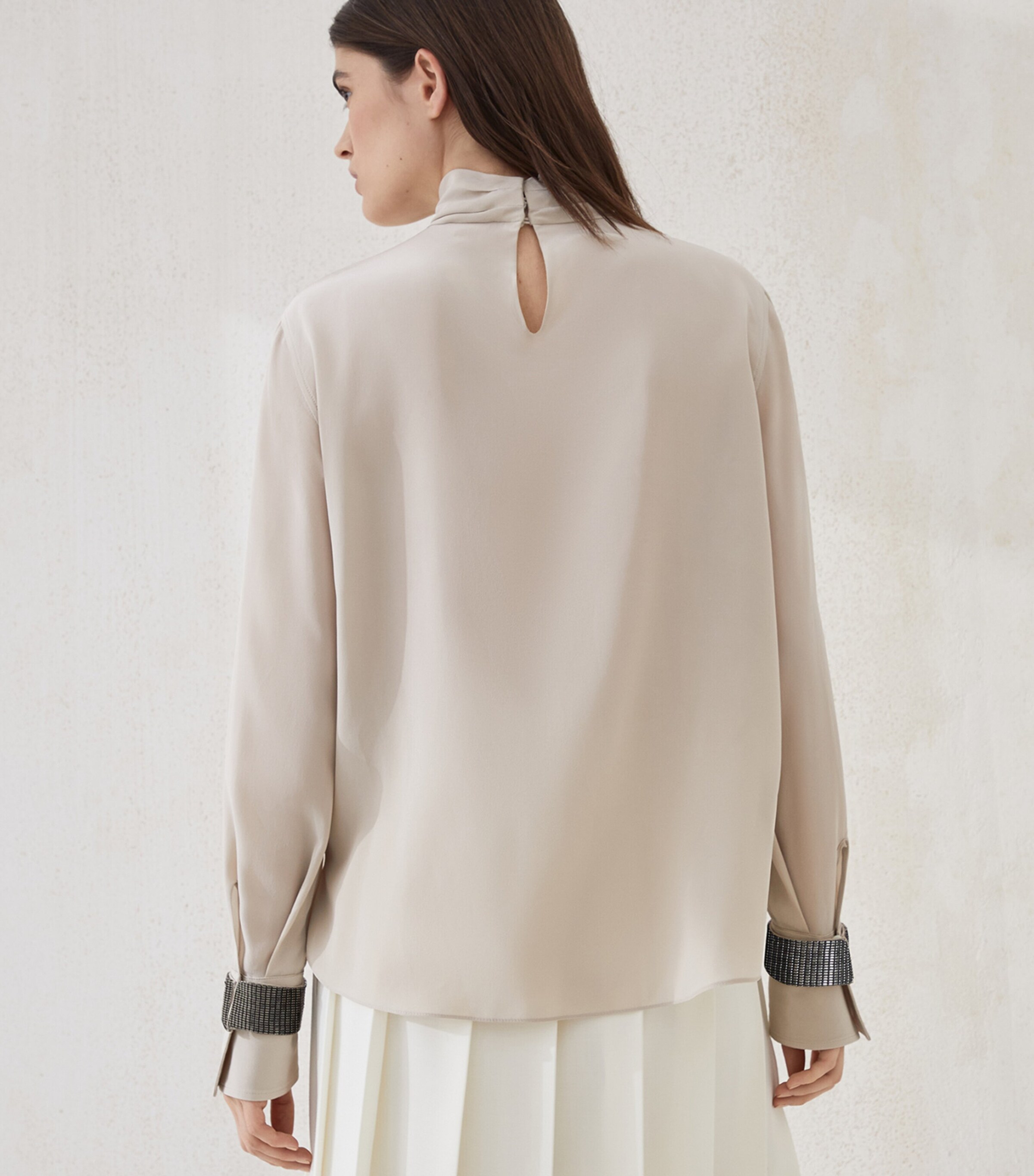 Silk Precious Bracelet Blouse C8561 Image 3