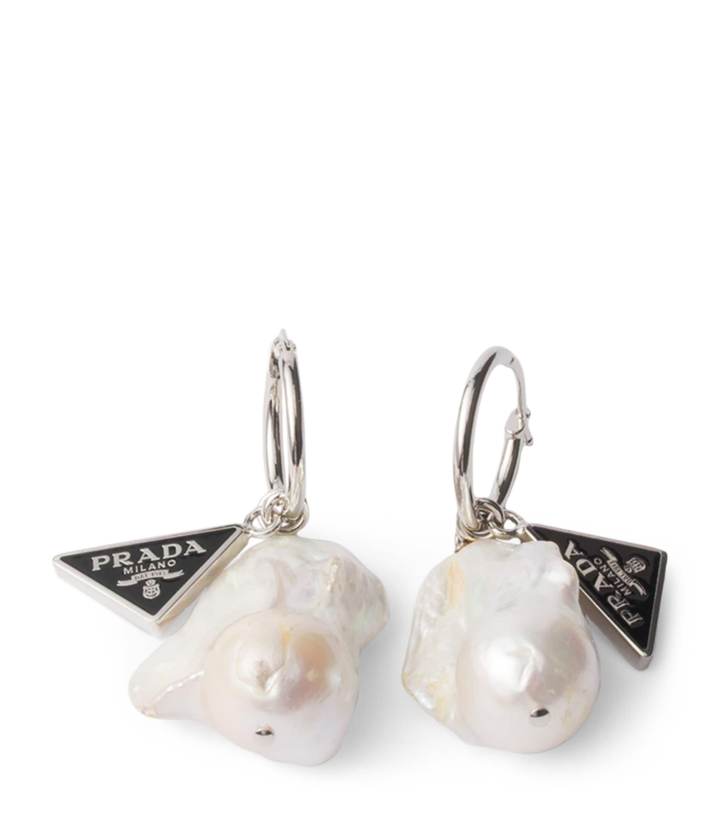 Enamel and Pearl Triangle Hoop Earrings F0Y4P Image 1