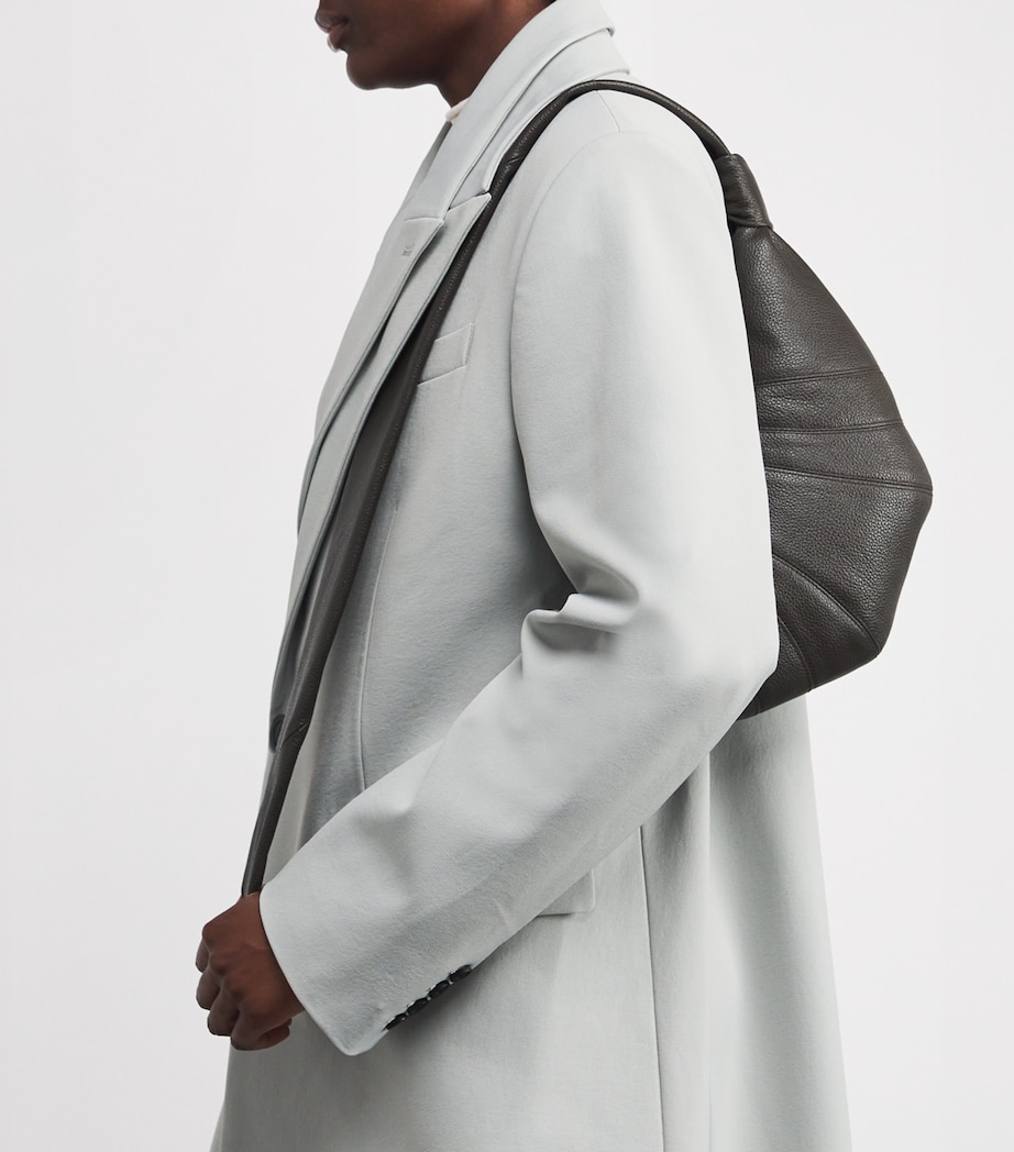 Small Pebbled Leather Croissant Bag GR132 MARECAGE Image 2