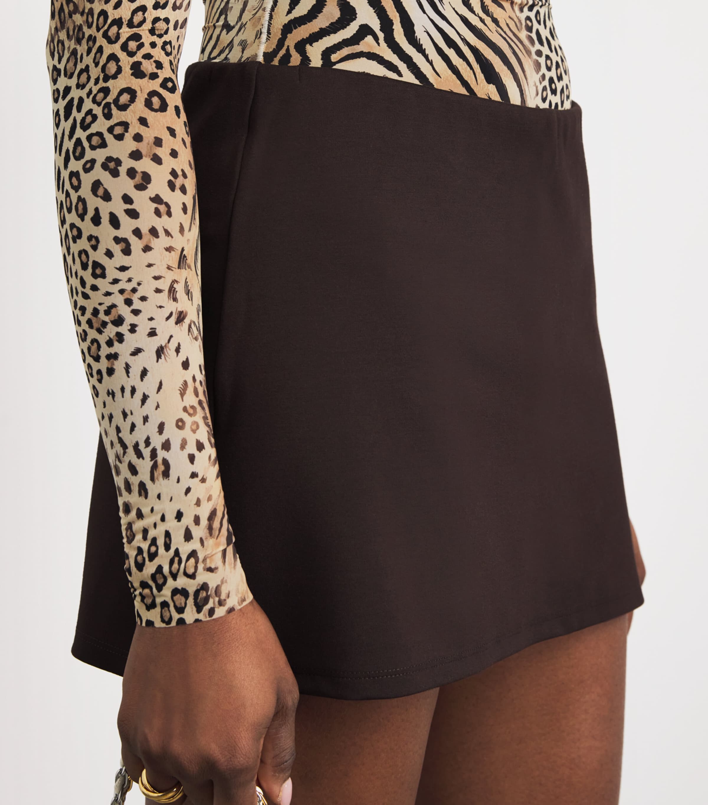 Skims Womens Jersey Mini Skort Espresso Image 3