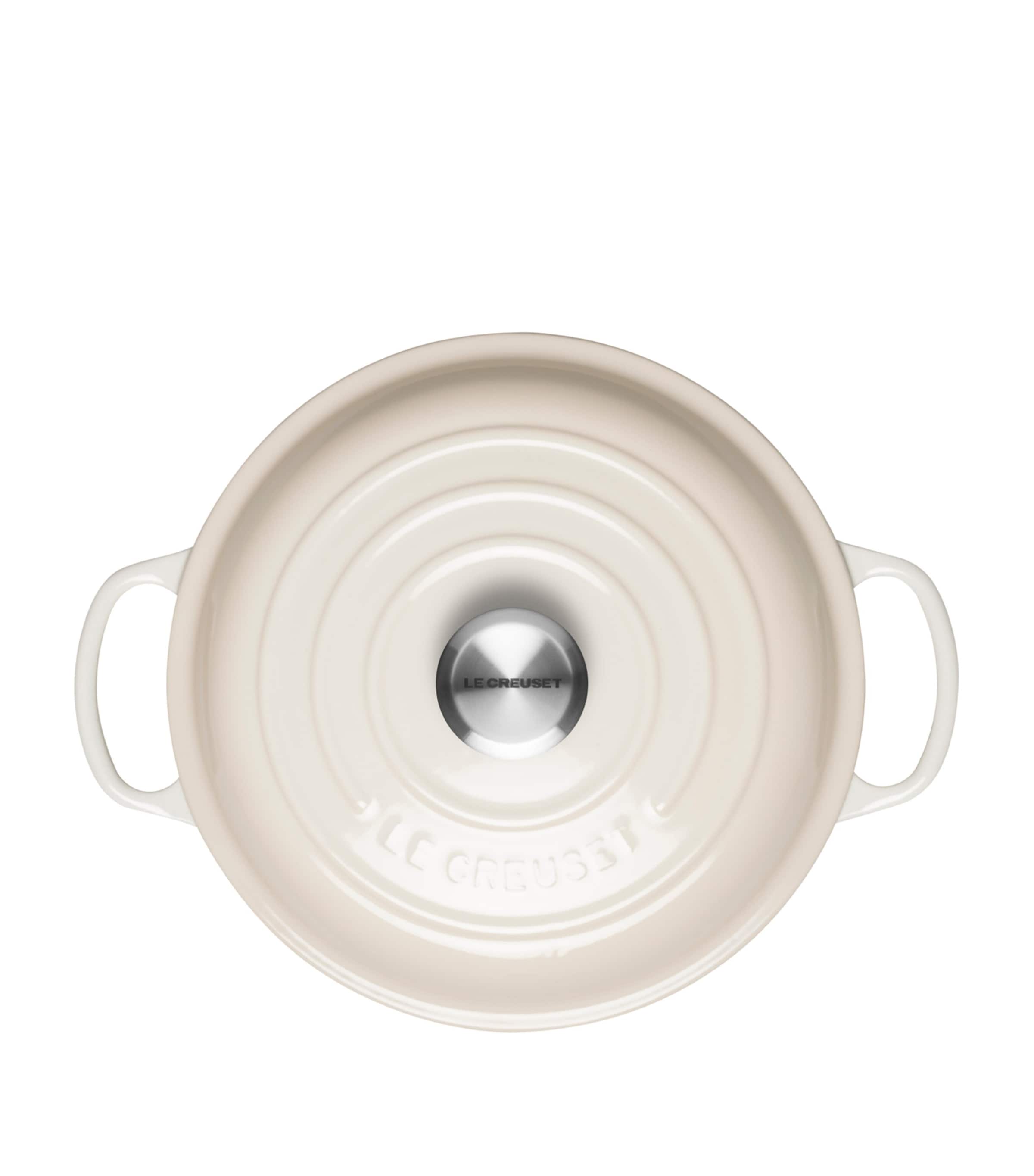 Cast Iron Shallow Round Casserole Dish (26cm) MERINGUE Image 5