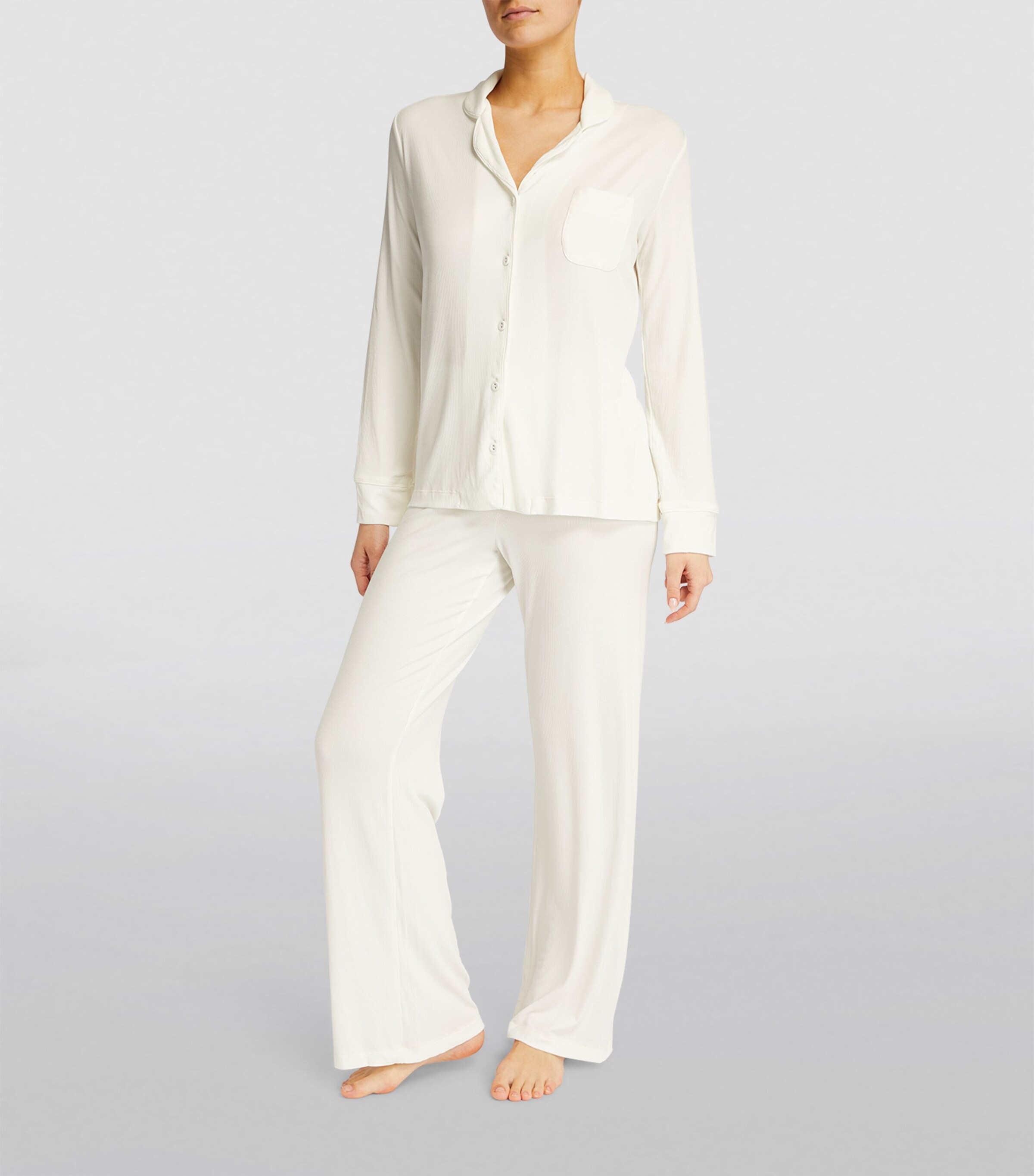 Skims White Soft Lounge Pyjama Set | Harrods UK