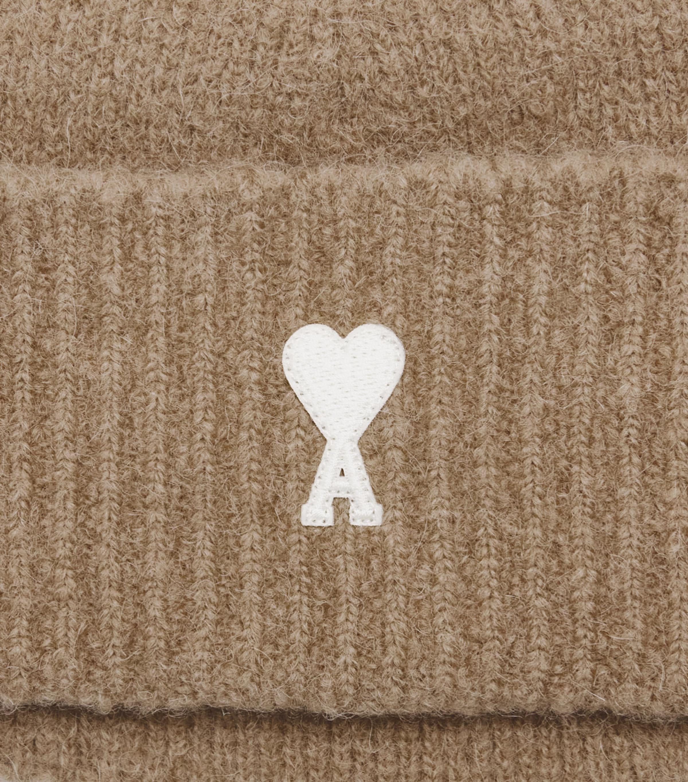 AMI Paris Ami de Coeur Beanie Bge Mastic/ecru Image 4