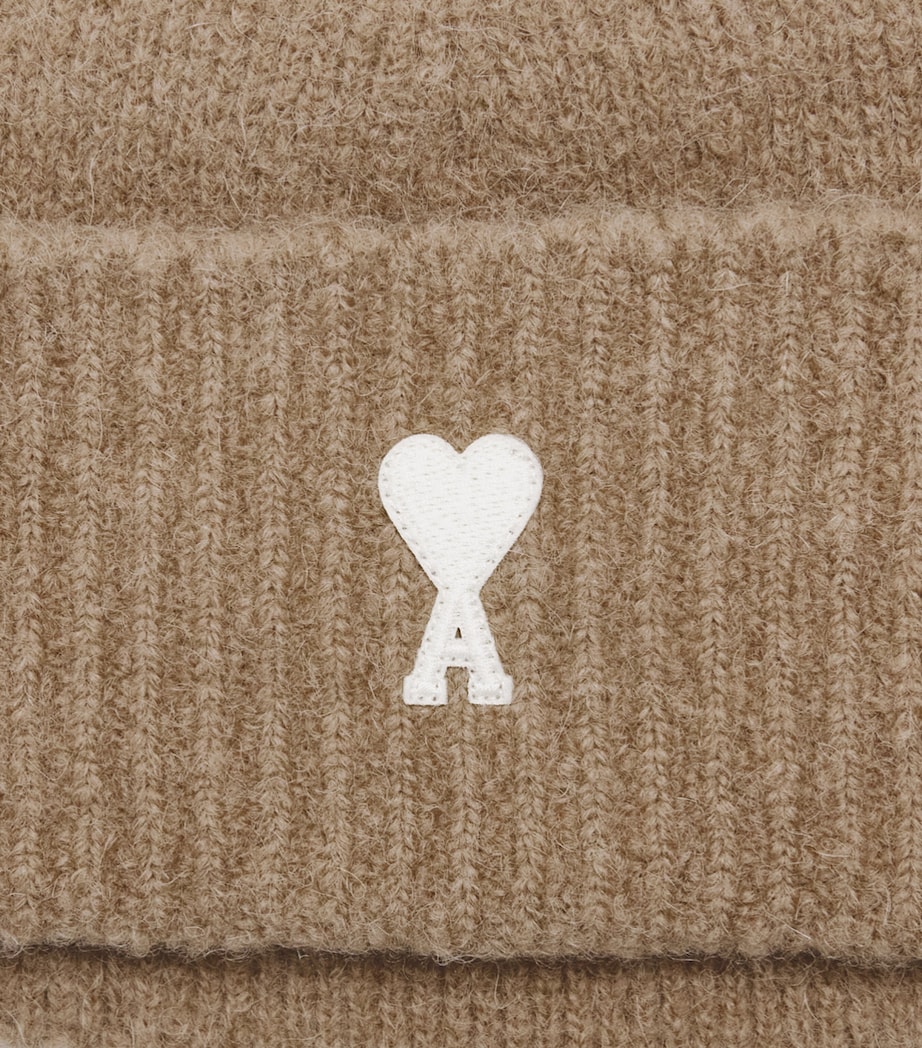 AMI Paris Ami de Coeur Beanie Bge Mastic/ecru Image 4