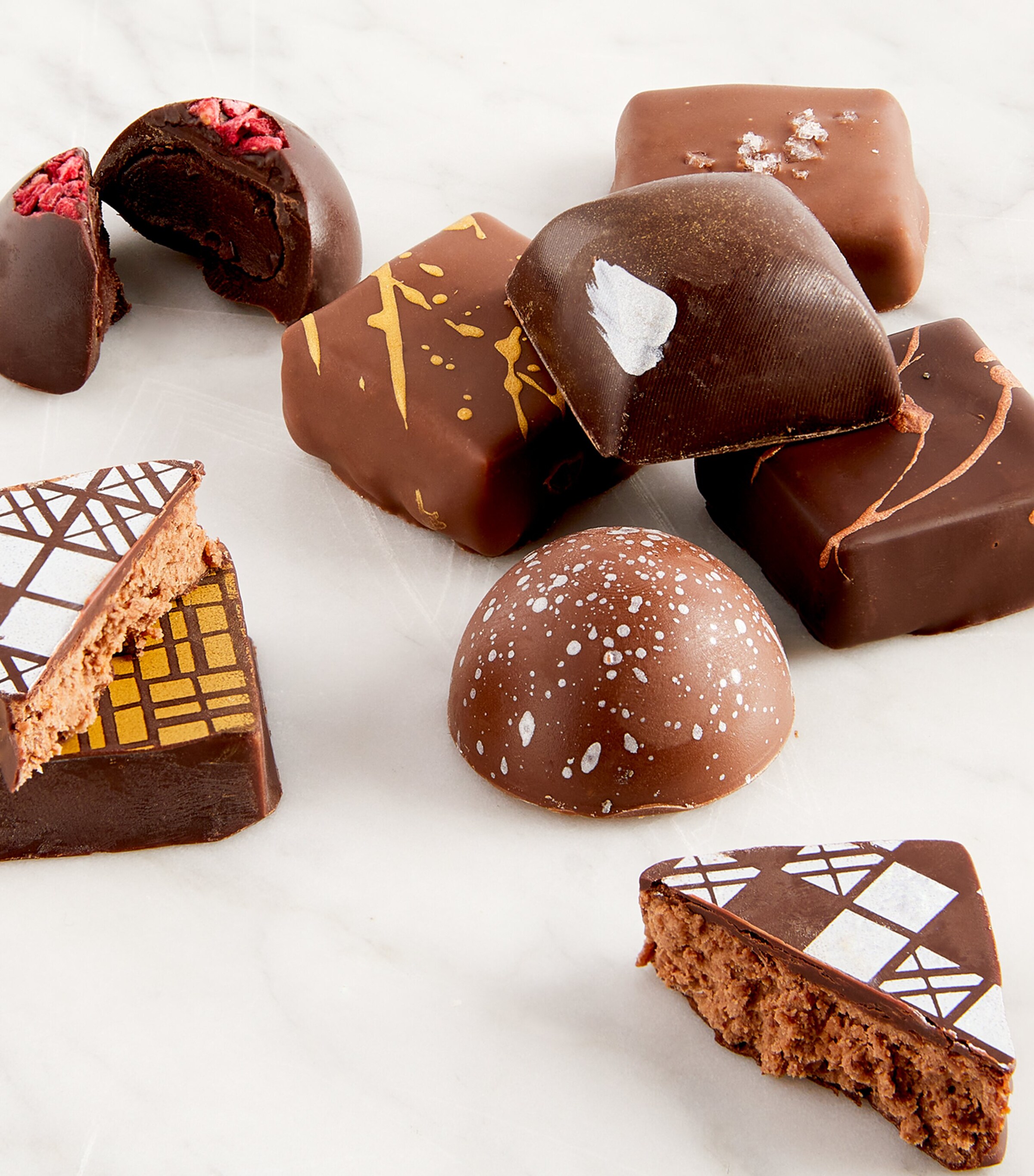Harrods Milk & Blonde 16-Piece Chocolate Collection (145g