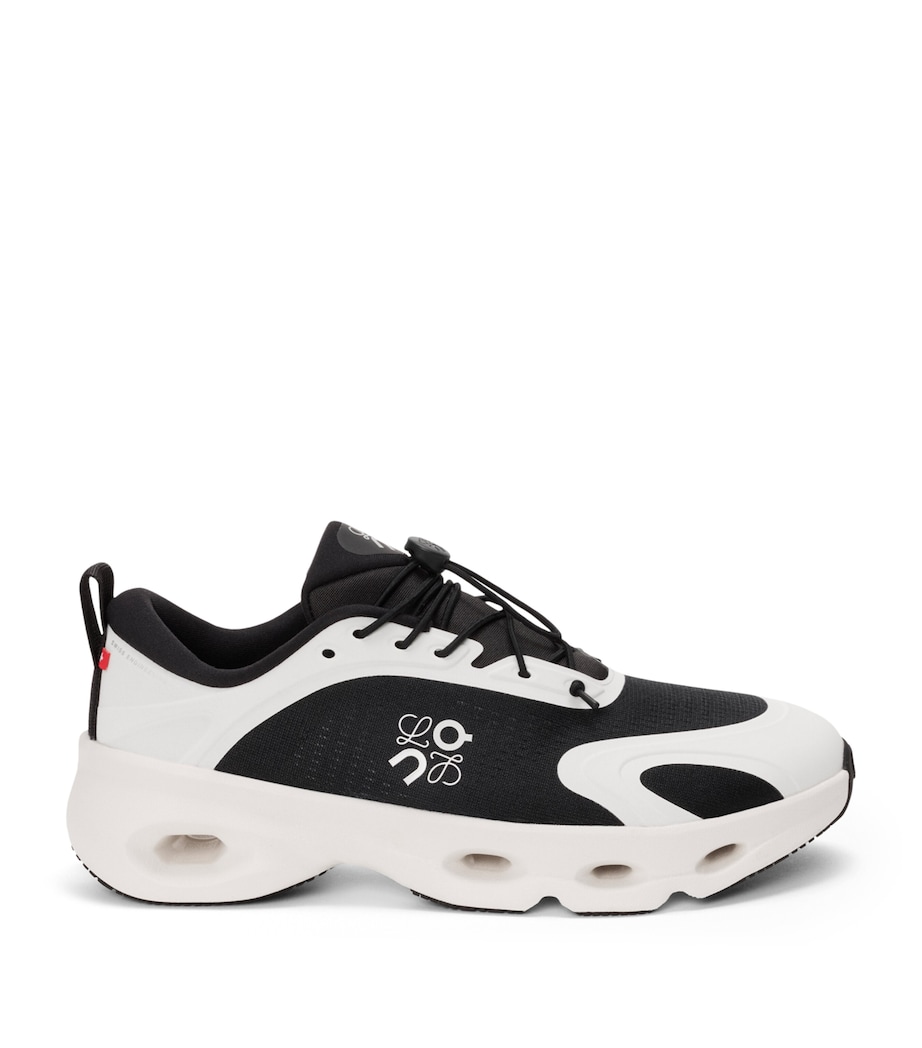 LOEWE x On Cloudsolo Trainers Black/eggshell Image 1