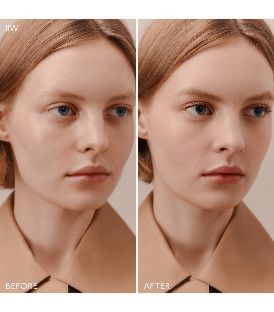 Plein Air Luminous Matte Skincare Foundation NATA Image 9