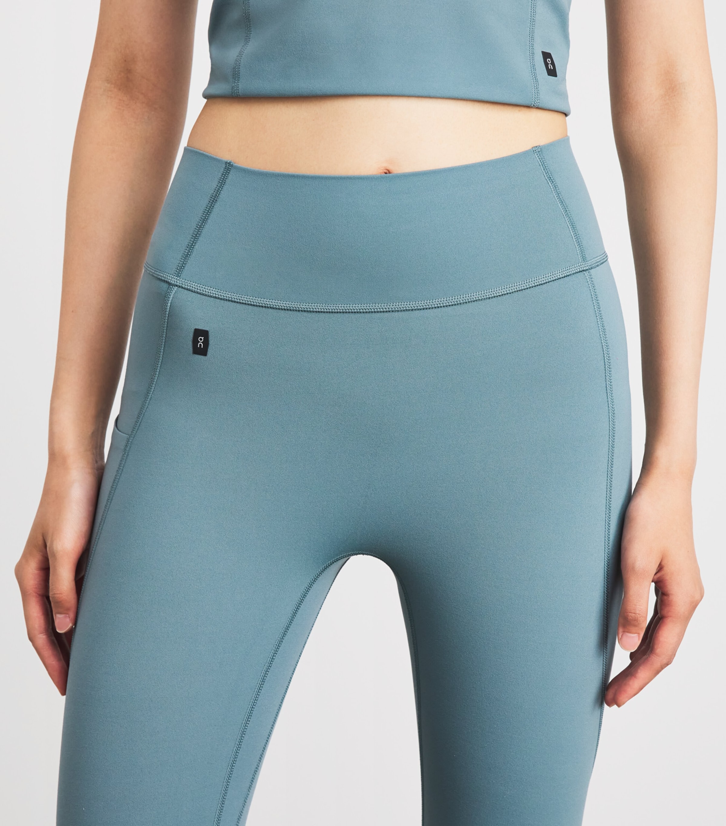 On ON SPORT LEGGINGS STUDIO TIGHTS Agave Image 3