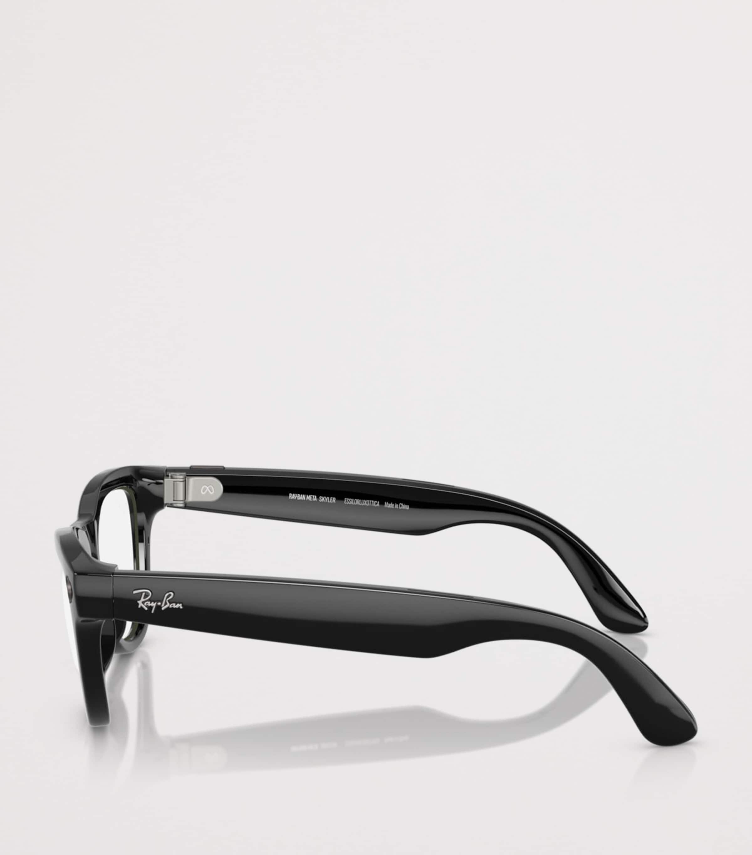 Ray-Ban x Meta Skyler Sunglasses (Gen 1) Image 3