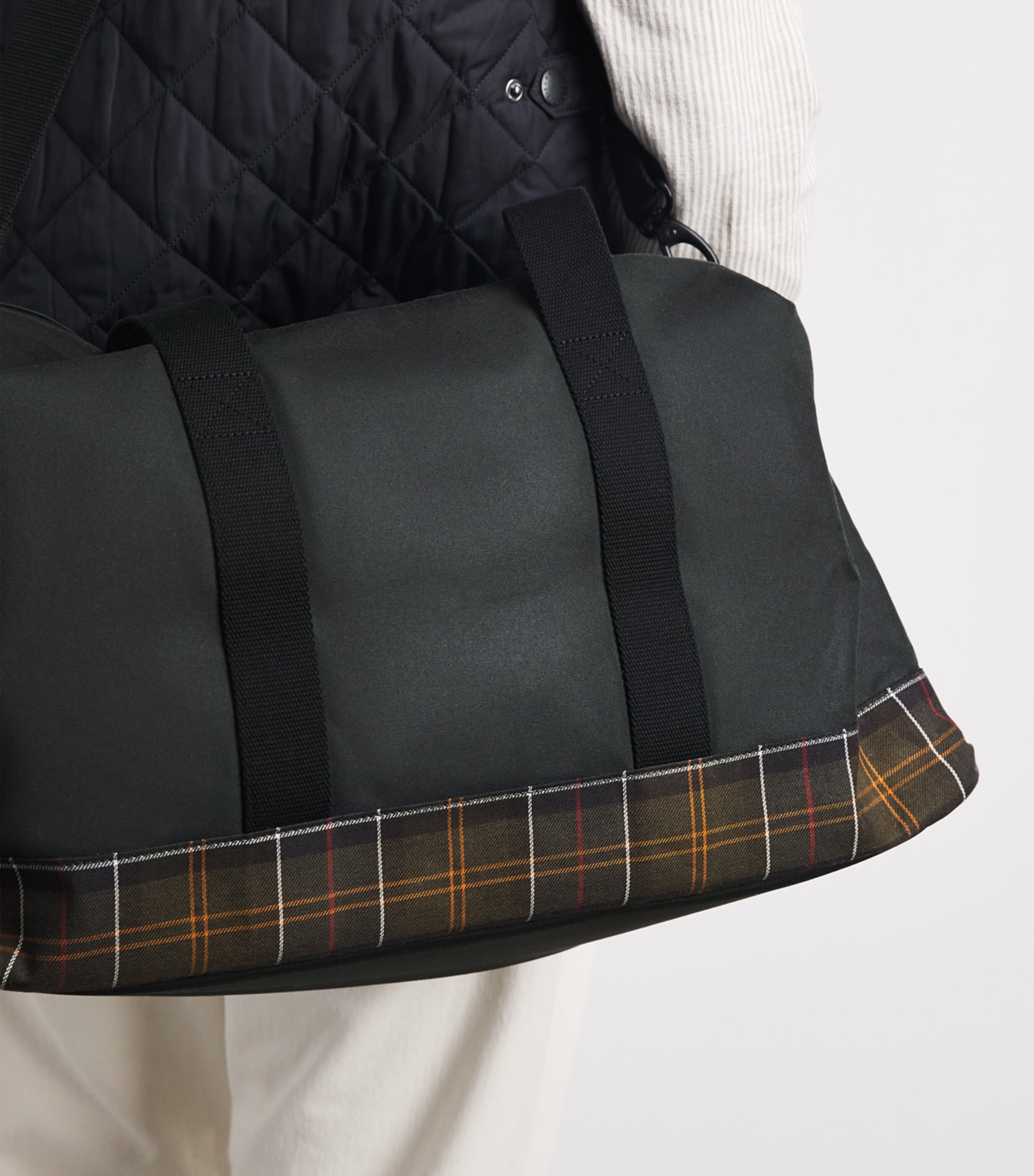 Barbour Field Wax Holdall Sage/classic Image 2