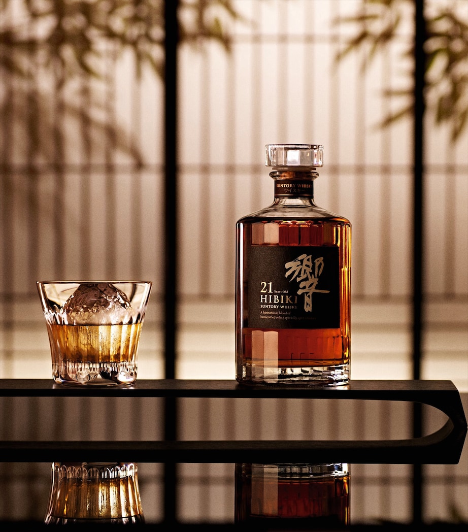 Hibiki 21-Year-Old Whisky (70cl) NO COLOUR Image 2