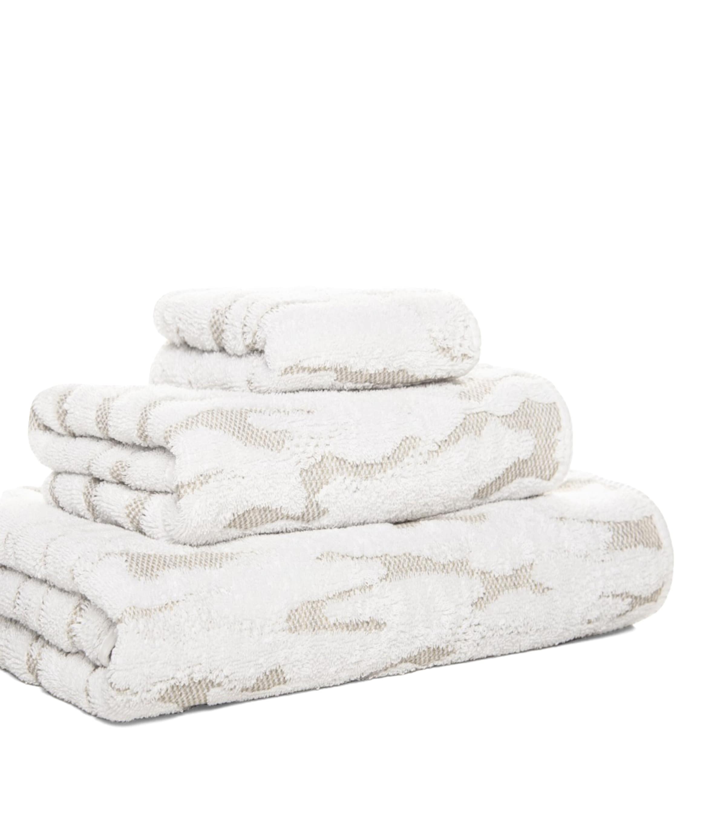 Stratus Bath Towel (70cm x 140cm) WHITE Image 6
