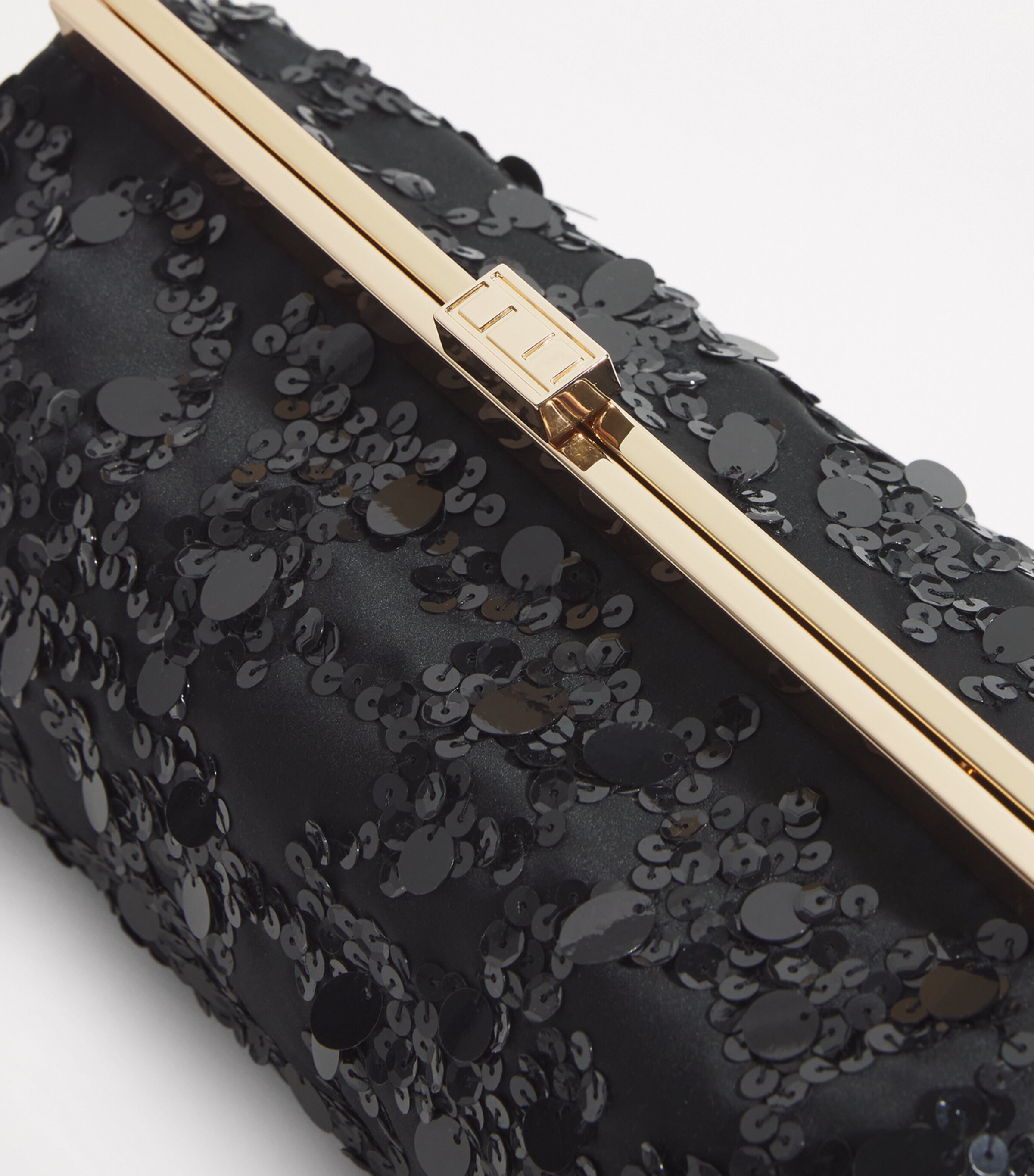 Fabiana Filippi Womens Embellished Duchesse Clutch Bag Vru Image 6