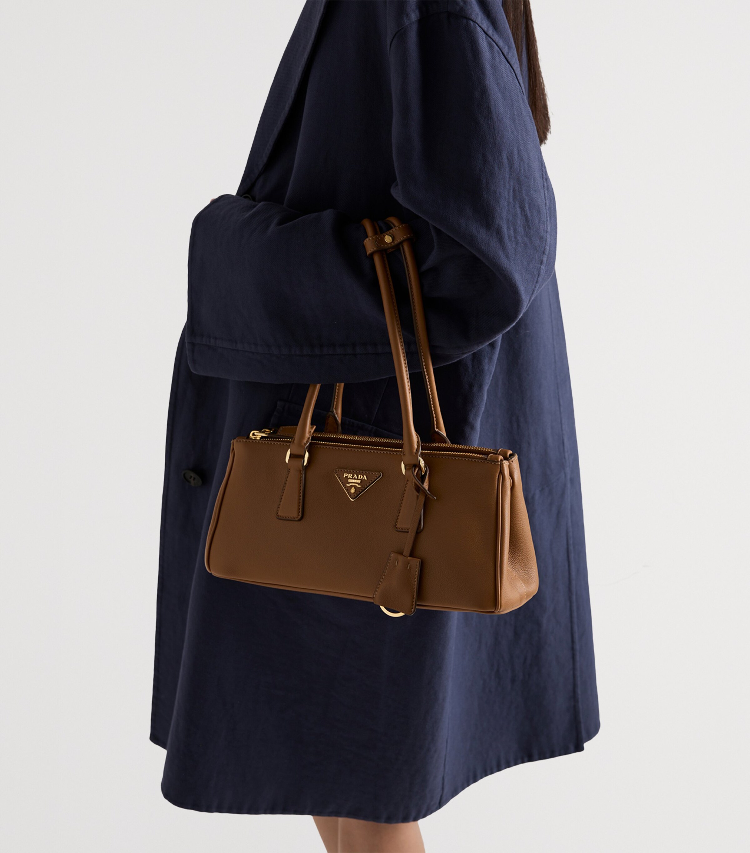 Medium Leather Galleria Top-Handle Bag F03BH Image 7