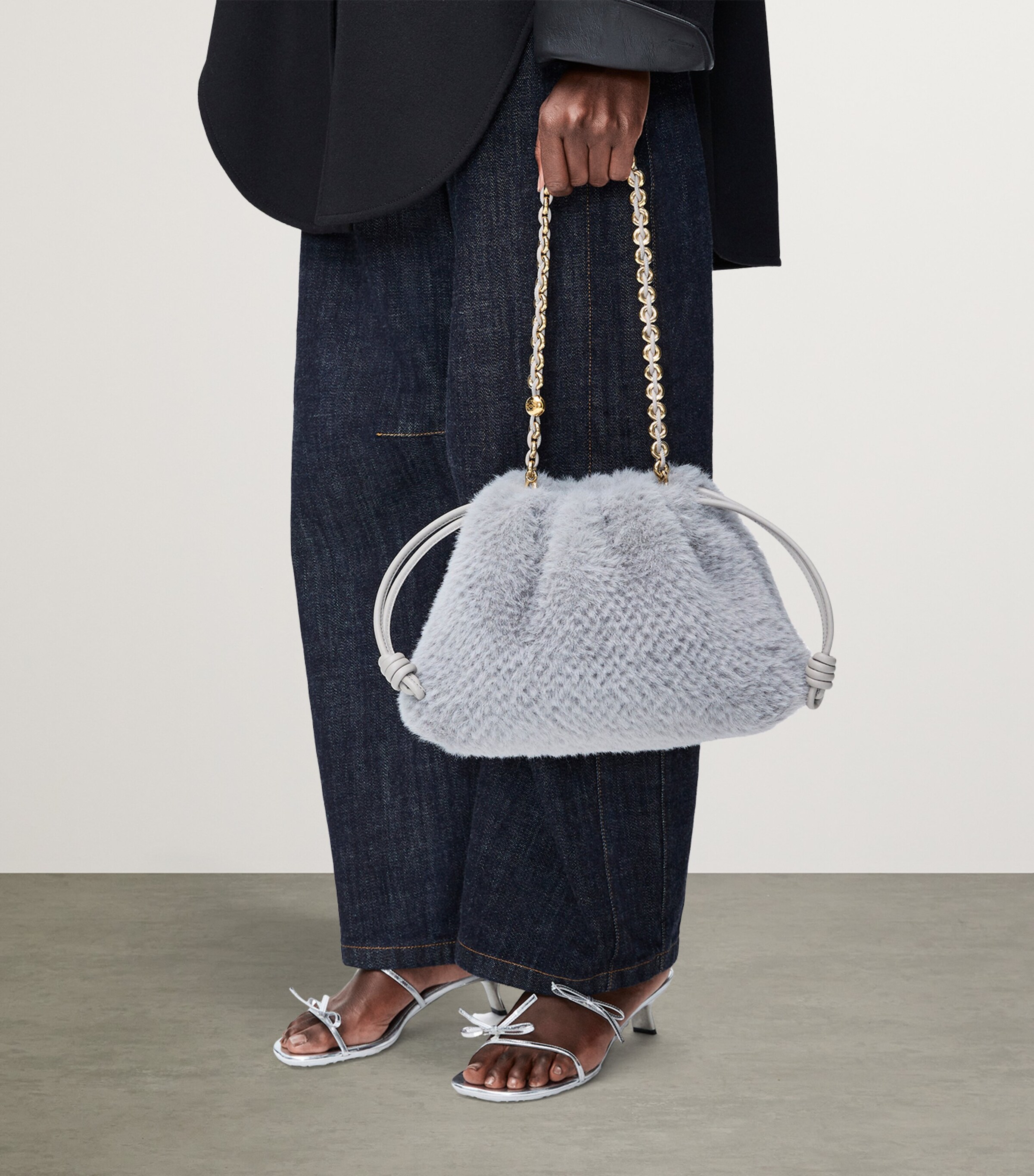 Medium Brushed Knit Flamenco Purse SILVER GREY Image 10