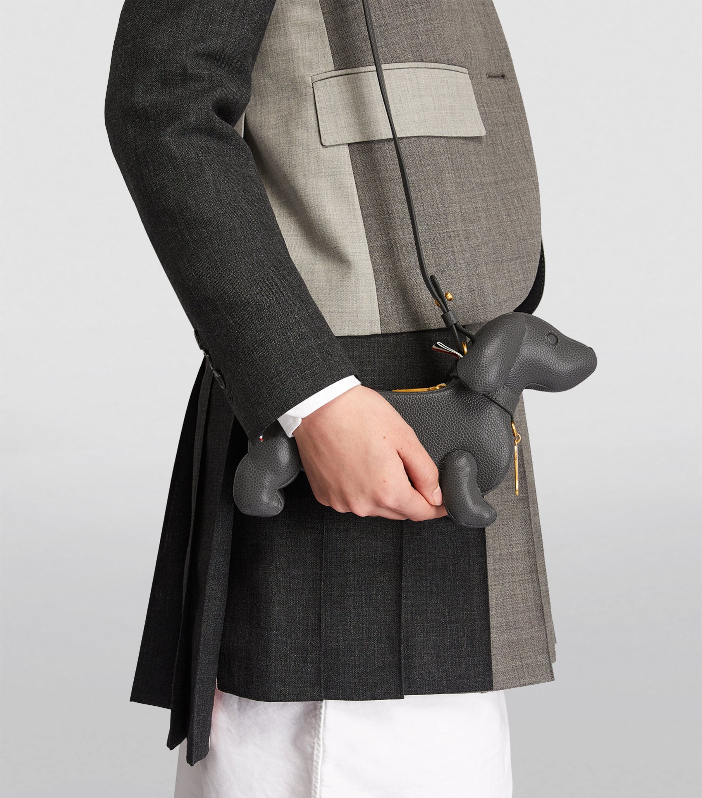 関税送料なし【THOM BROWNE】ミニ ヘクター クロスボディバッグ 三越伊勢丹 | THOM BROWNE/トムブラウン_women 通販 | ぺブル