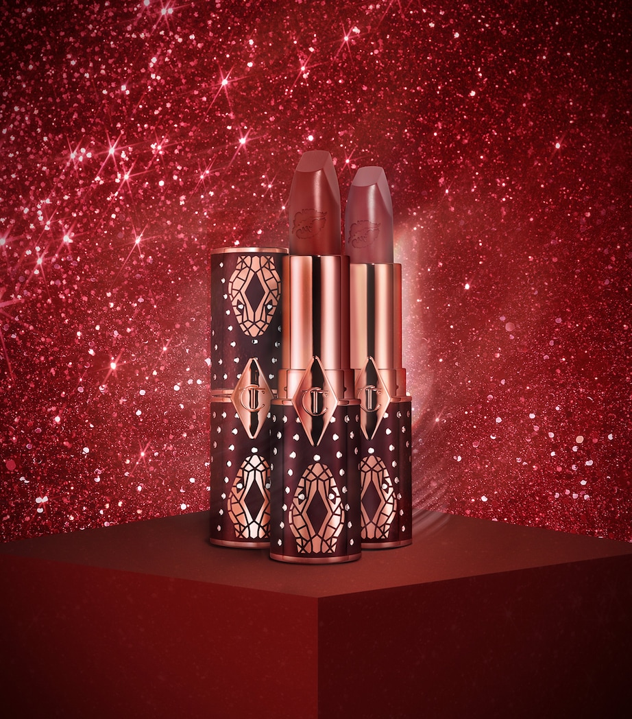 Matte Revolution Lipstick KISS OF FORTUNE Image 3