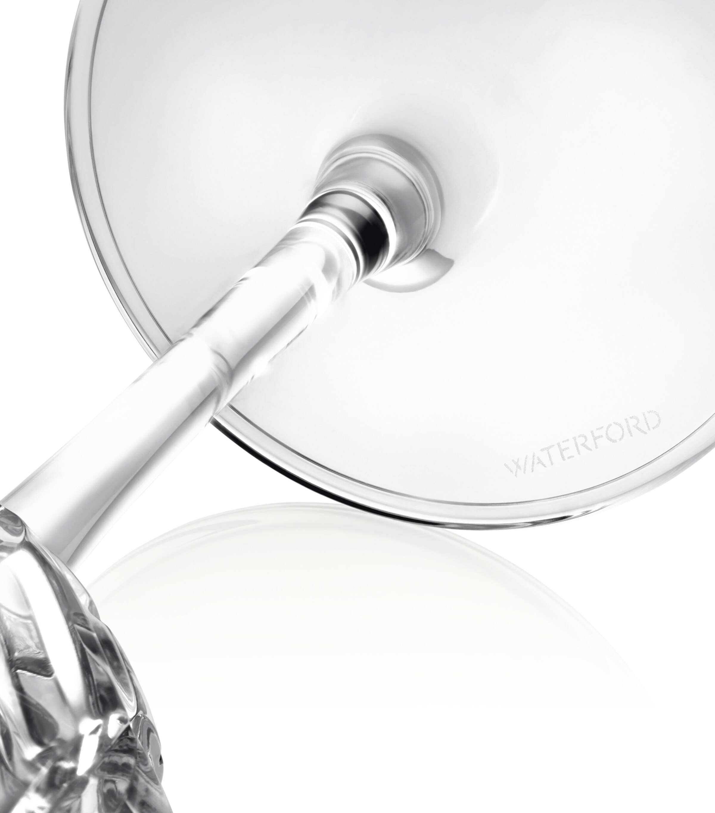 Set of 2 Lismore Essence Champagne Flutes (336ml) CLEAR Image 4