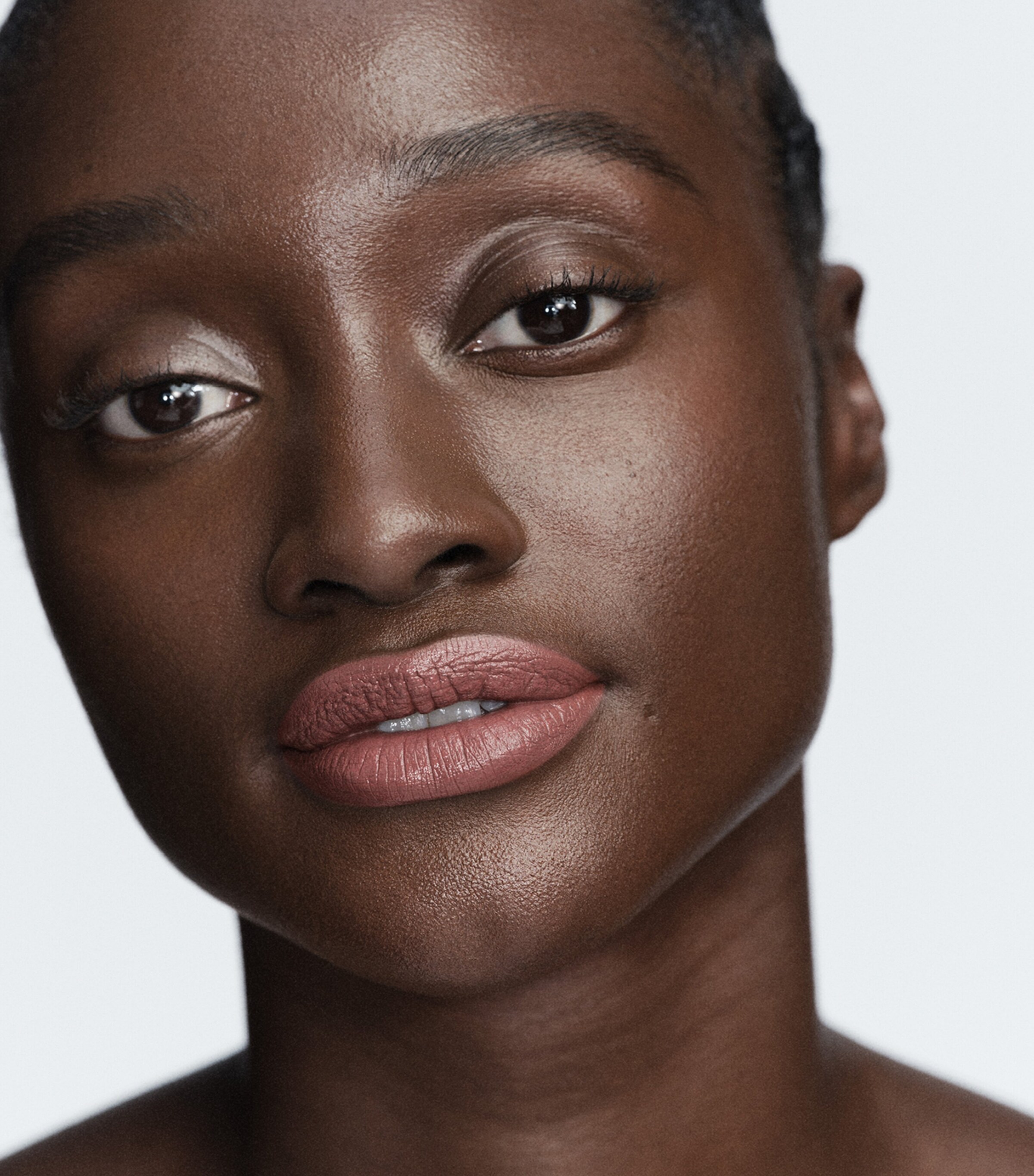 Satin Lipstick 9AM Image 4