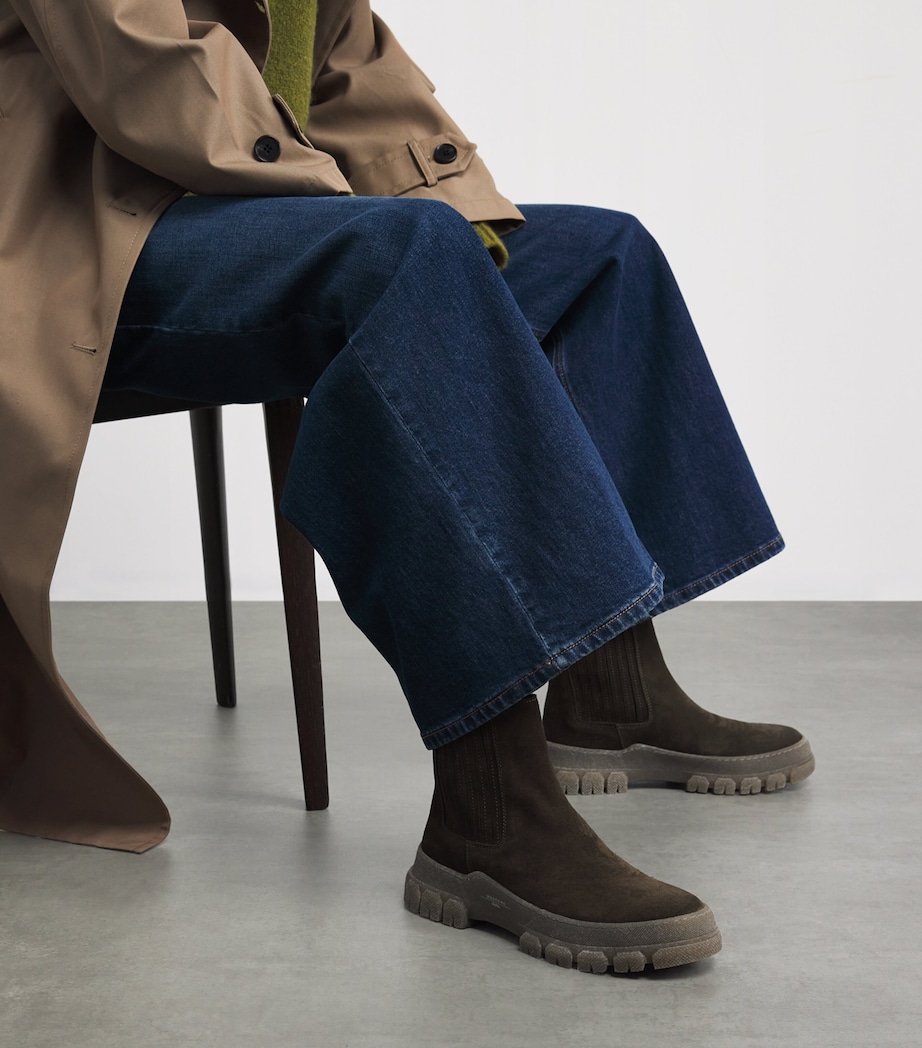 Suede Chelsea Boots KAKI Image 2