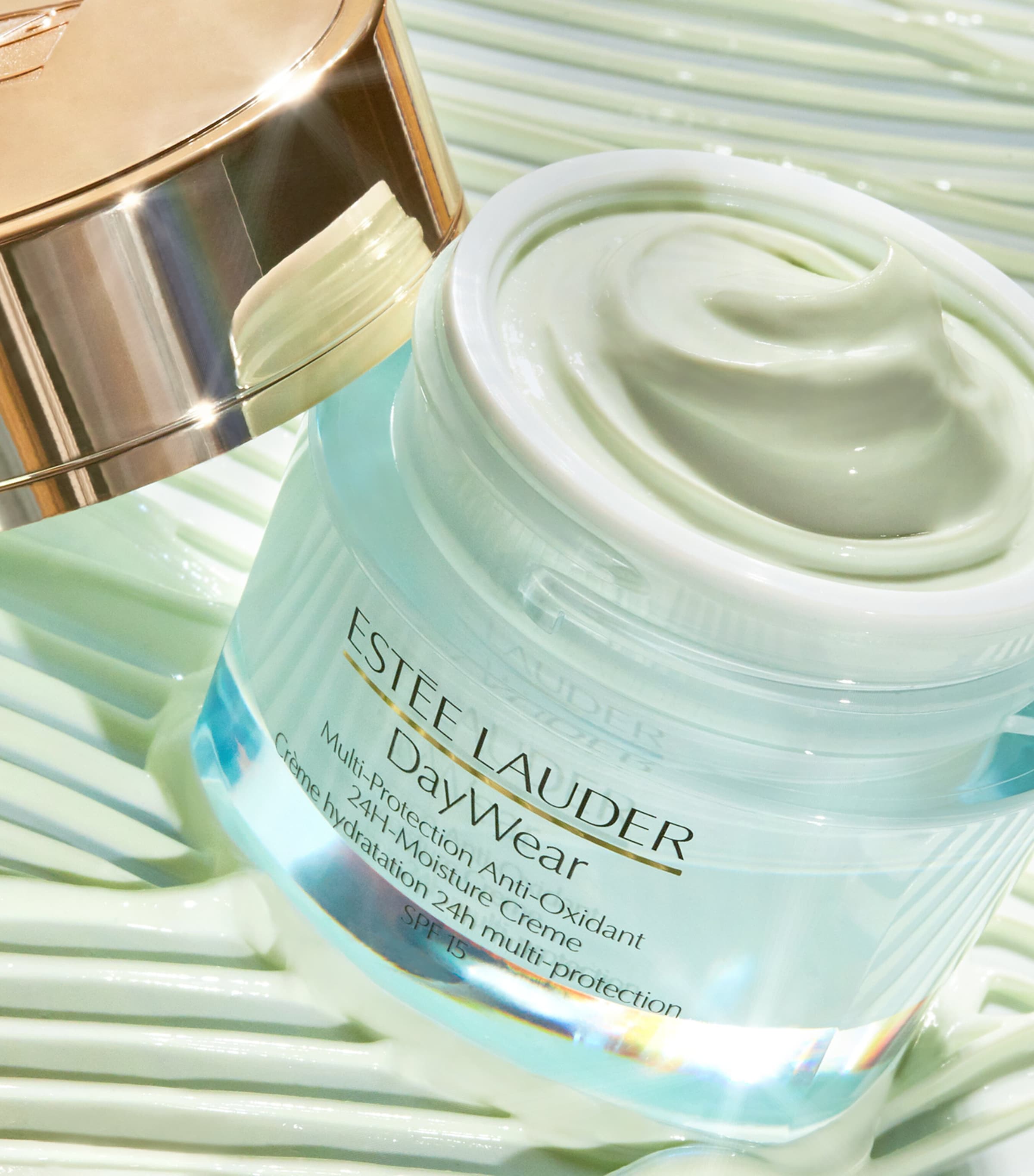 DayWear Advanced Multi-Protection Anti-Oxidant Creme SPF 15 (30ml) NO COLOUR Image 4