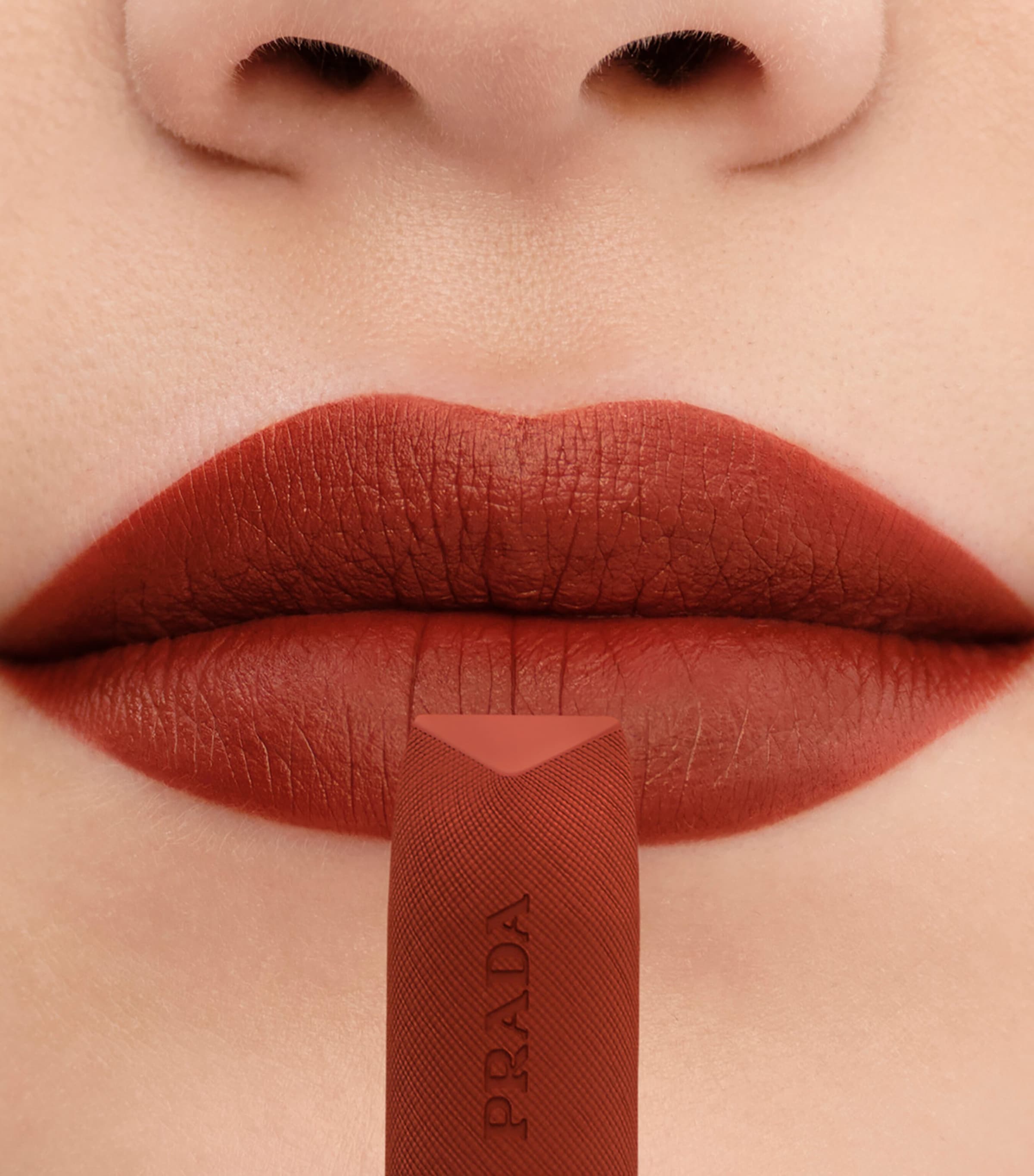 Prada Monochrome Hyper Matte Lipstick B06 Image 3
