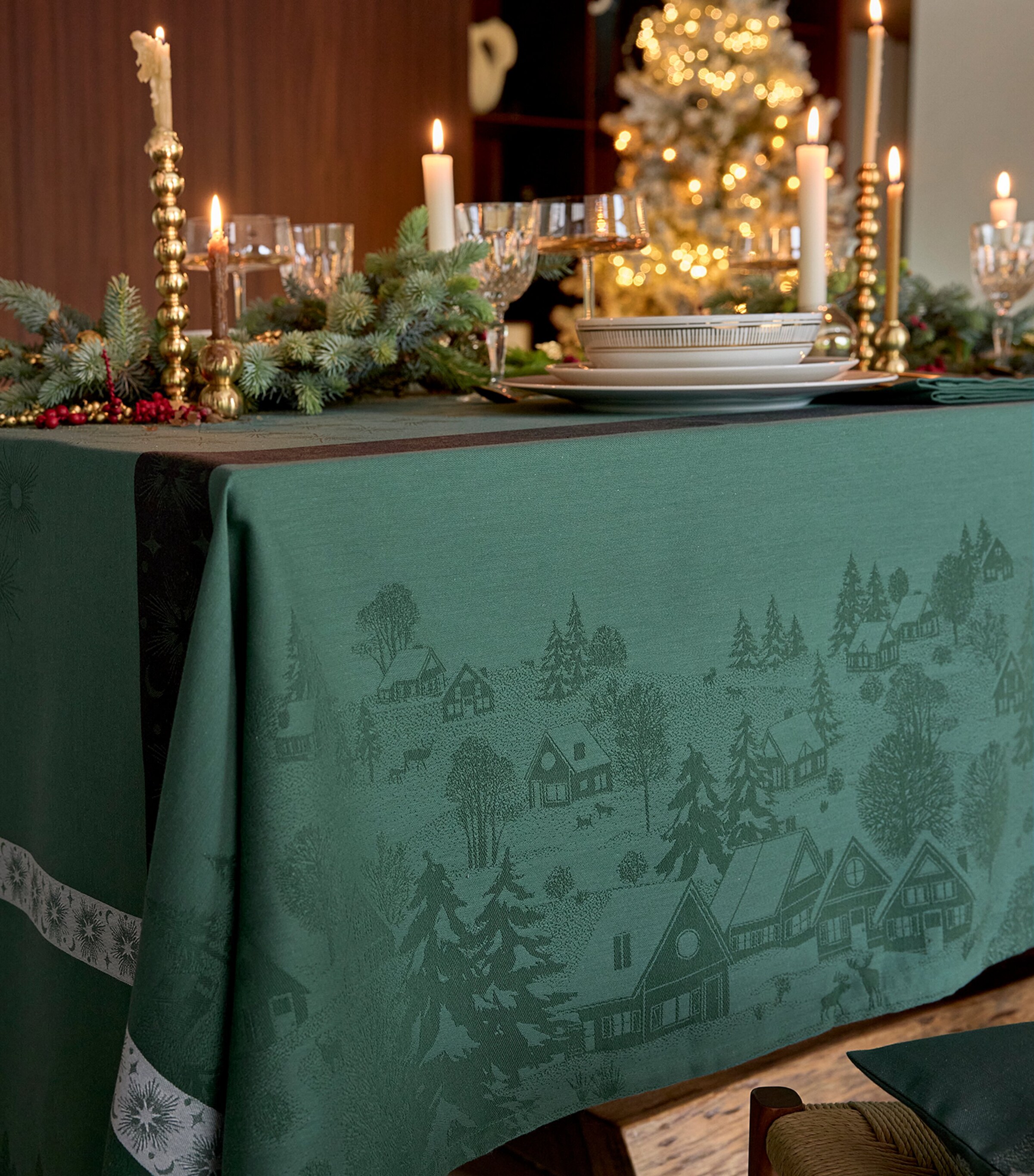 Le Jacquard Français Cotton Sous Les Étoiles Tablecloth (120cm x 120cm) Green Image 2