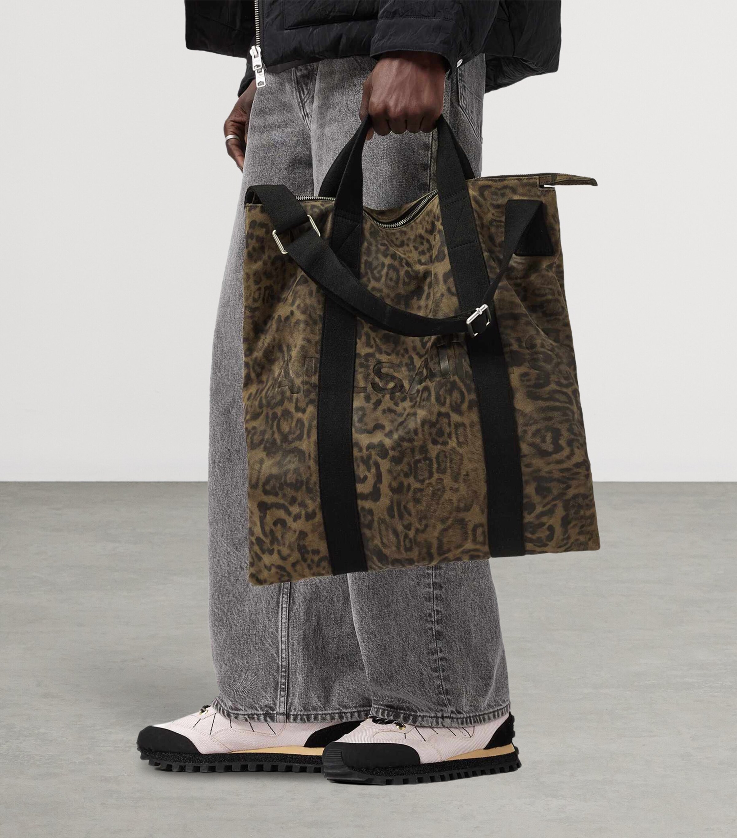 Leather Leopard Kei Backpack LEO KHAKI/BLACK Image 5