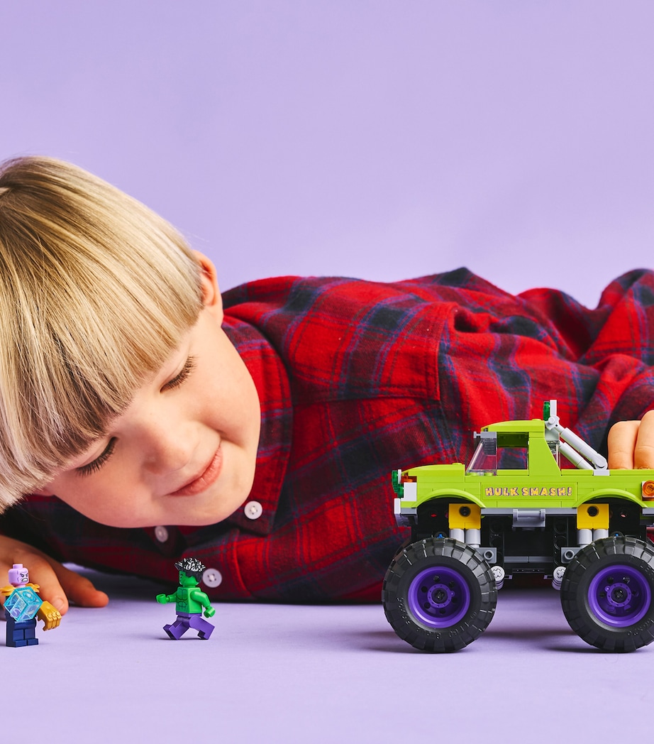 Marvel The Hulk Truck vs. Thanos Set 76312 MULTI Image 6