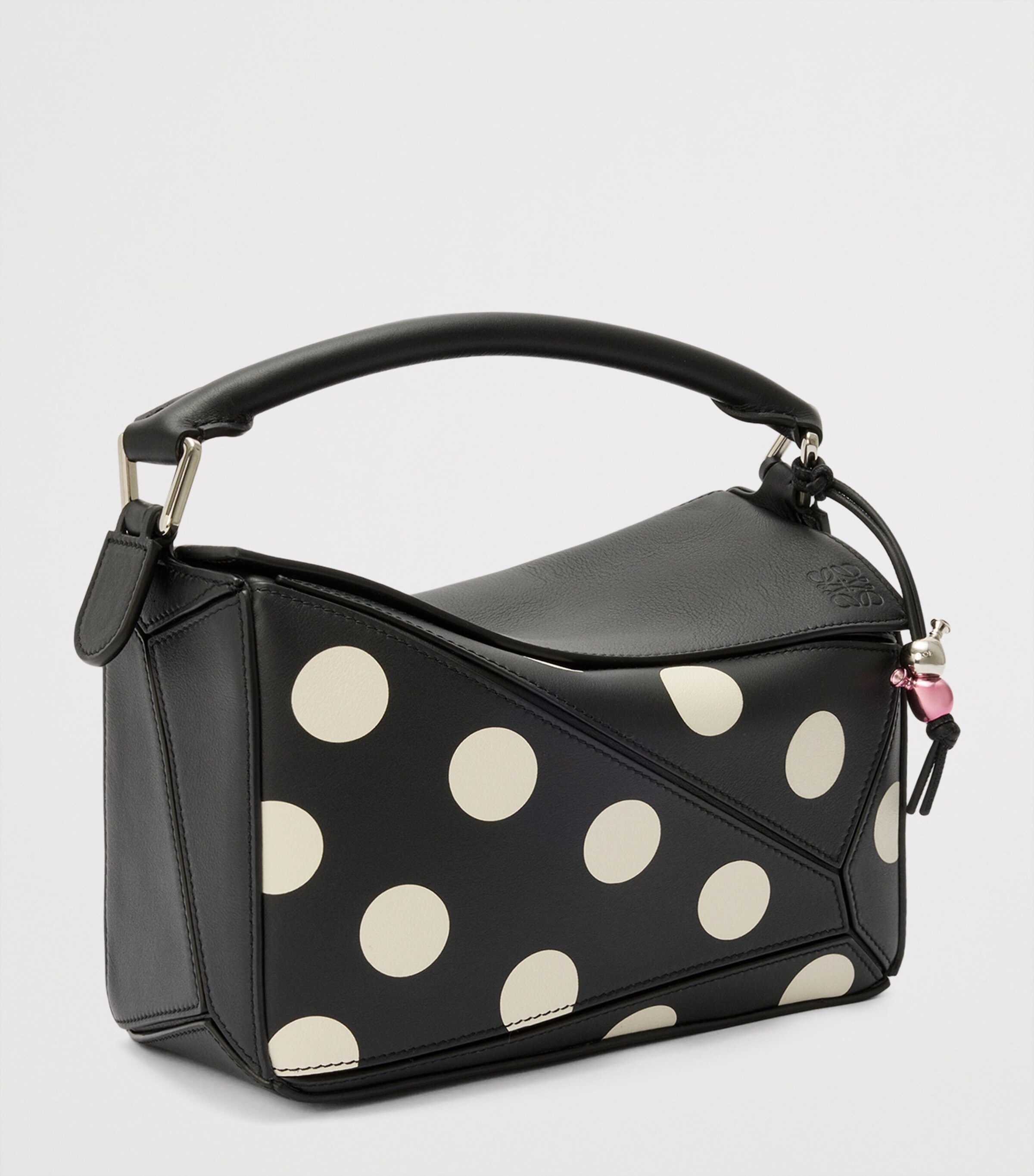 LOEWE☆パズル10 タータン リエディション バッグ LOEWE Puzzle 10 Re-Edition Polka Top-Handle Bag | Harrods HK