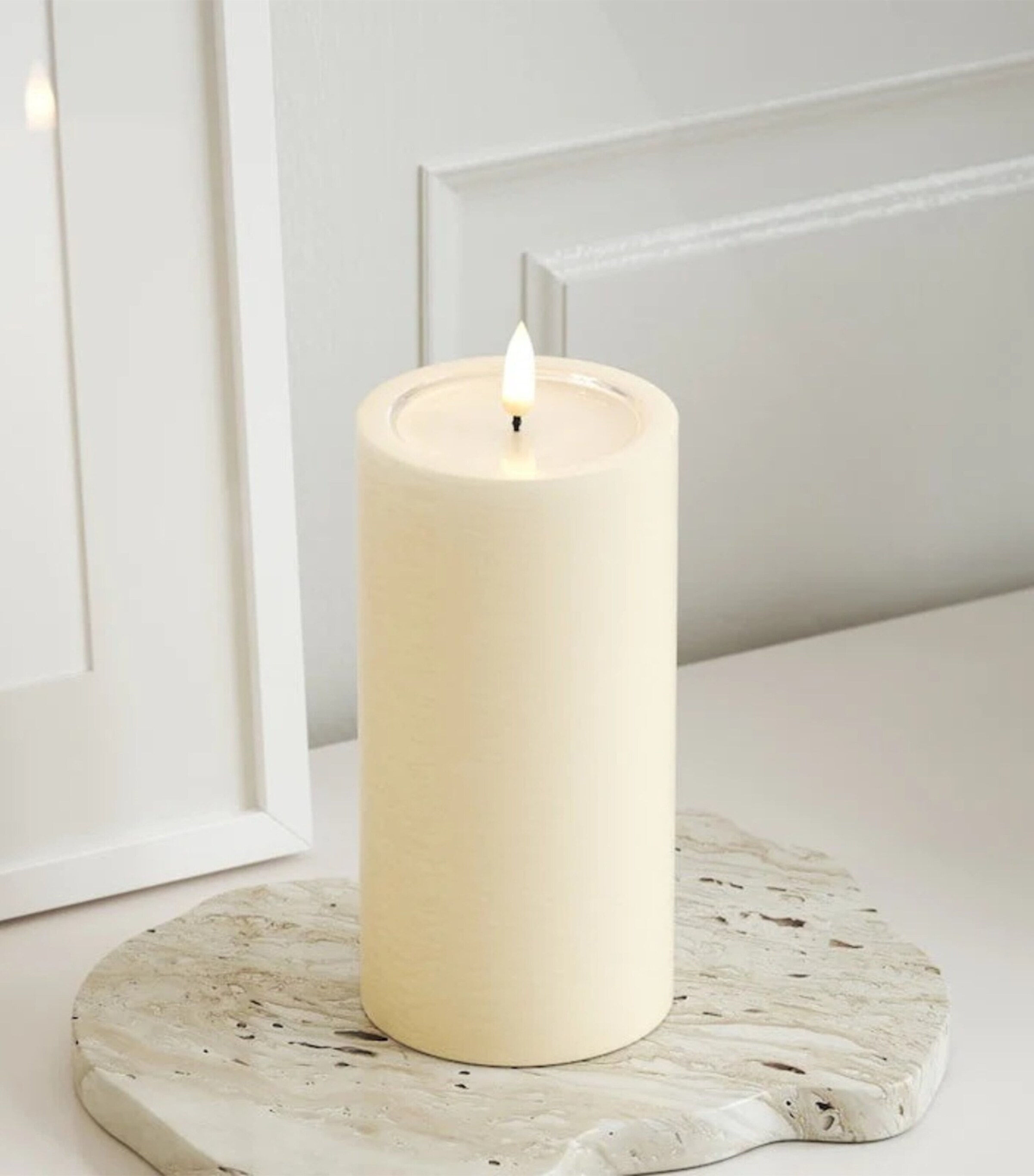Deluxe Homeart Unique Pillar Candle (15cm) Cream Image 3